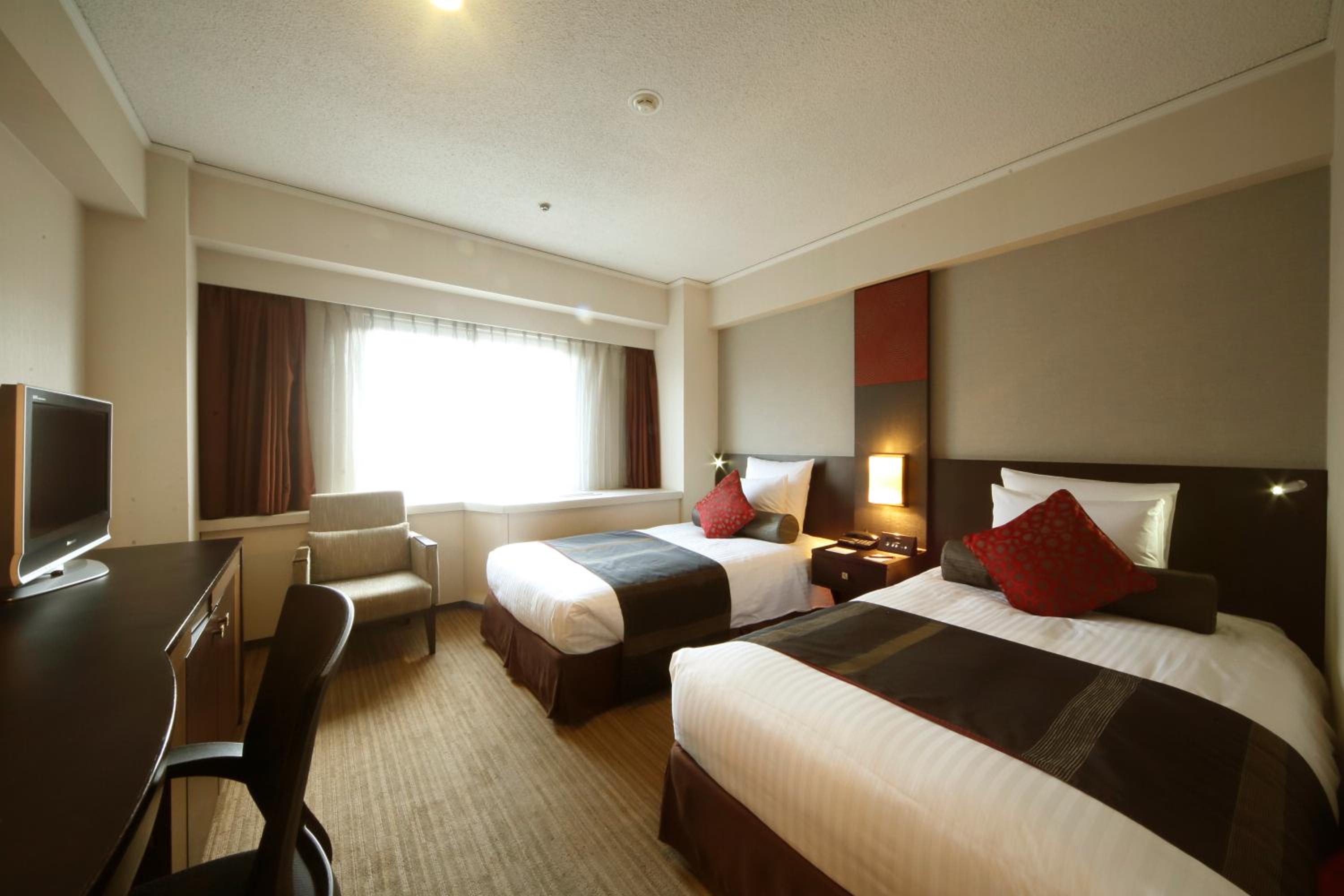 Standard Room with Two Single Beds - Photo 1