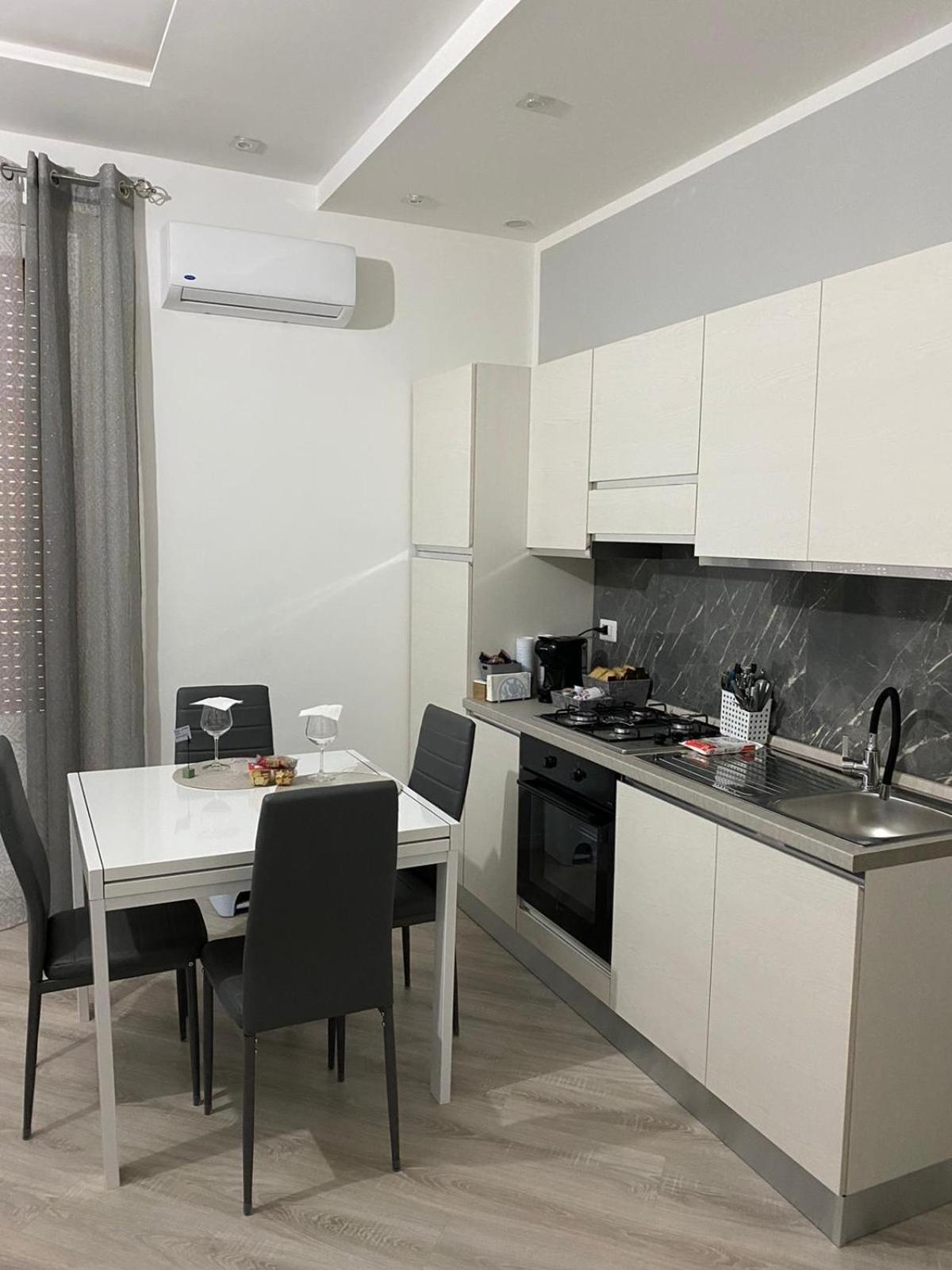 Double Room - Photo 17
