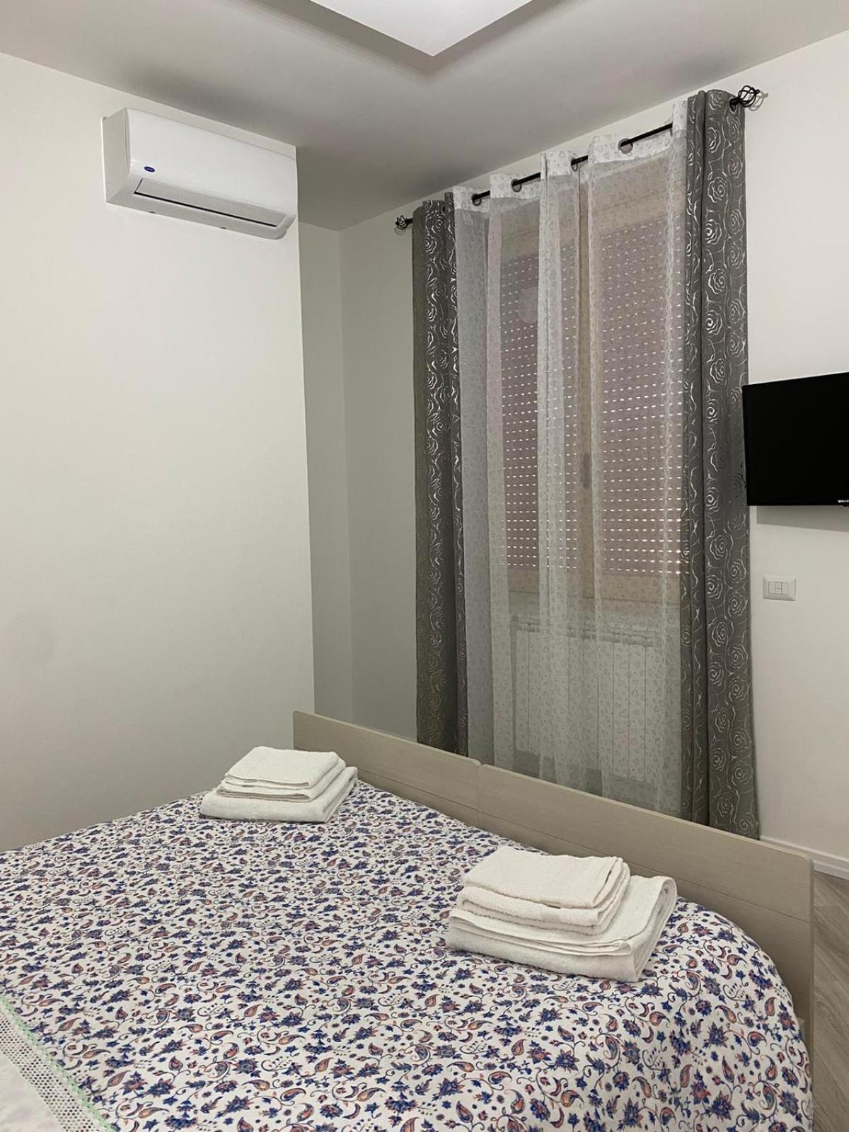 Double or Twin Room - Photo 10