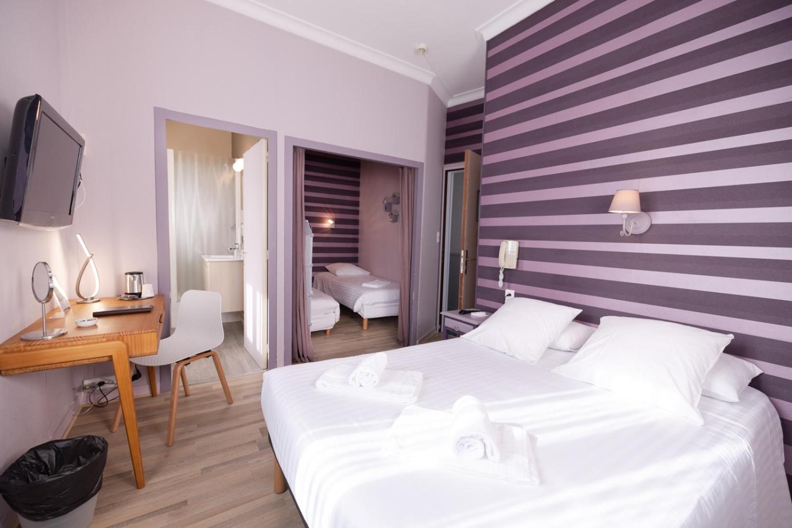 Quadruple Room - Photo 1