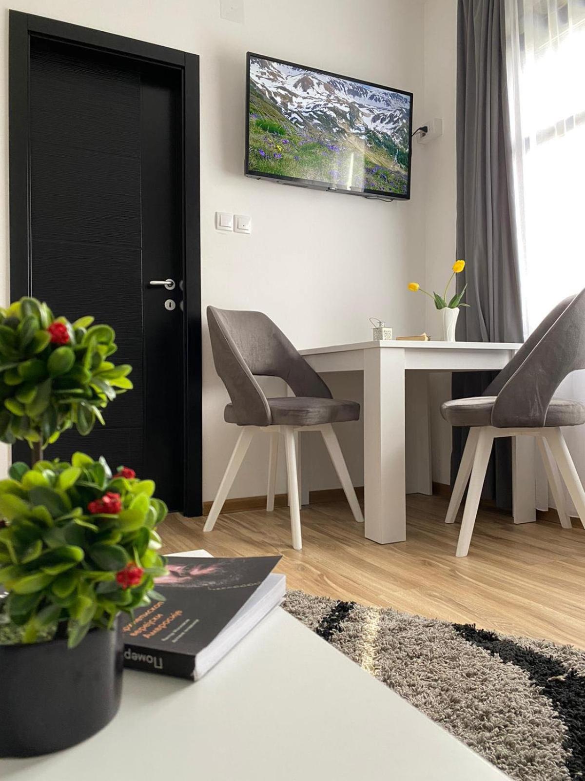 Deluxe Family Room photo 1