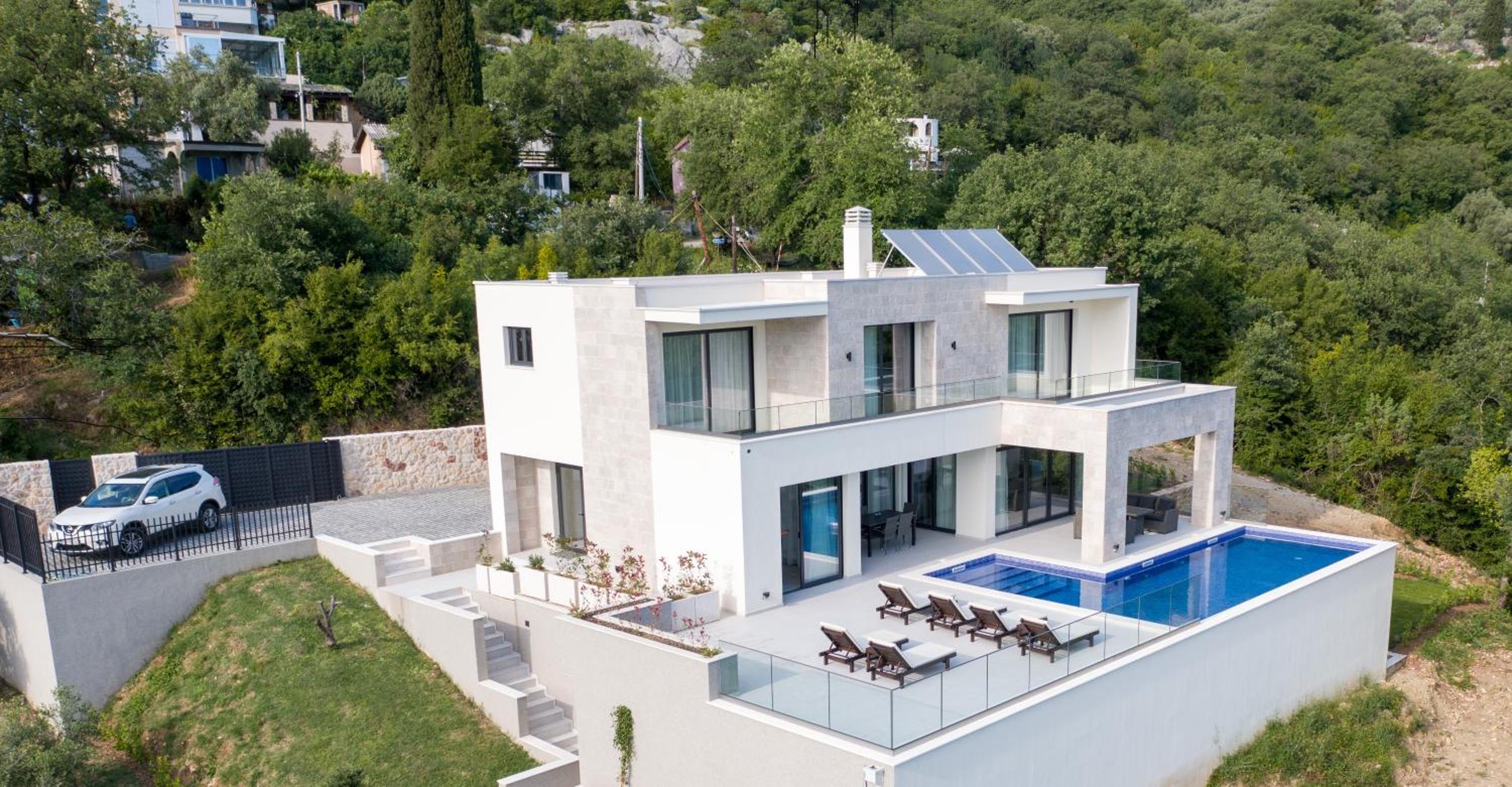 Villa with Sea View