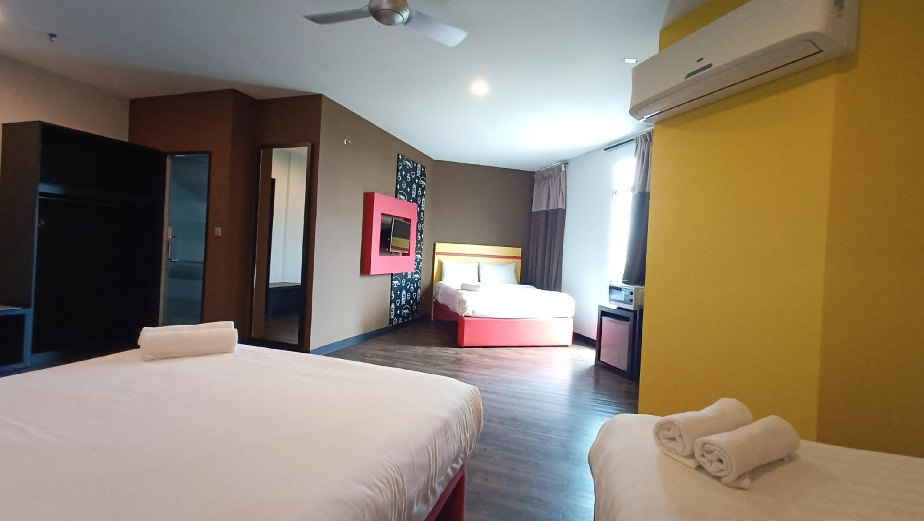 Family Suite - Photo 5