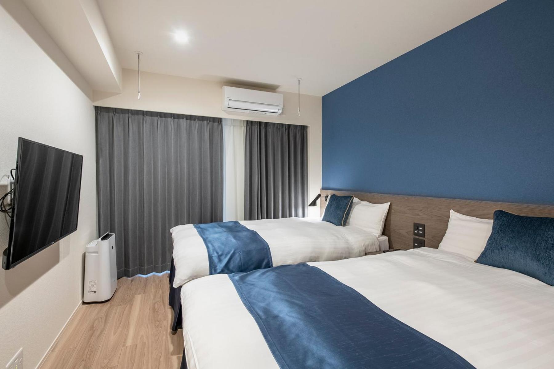 Superior Triple Room photo 3