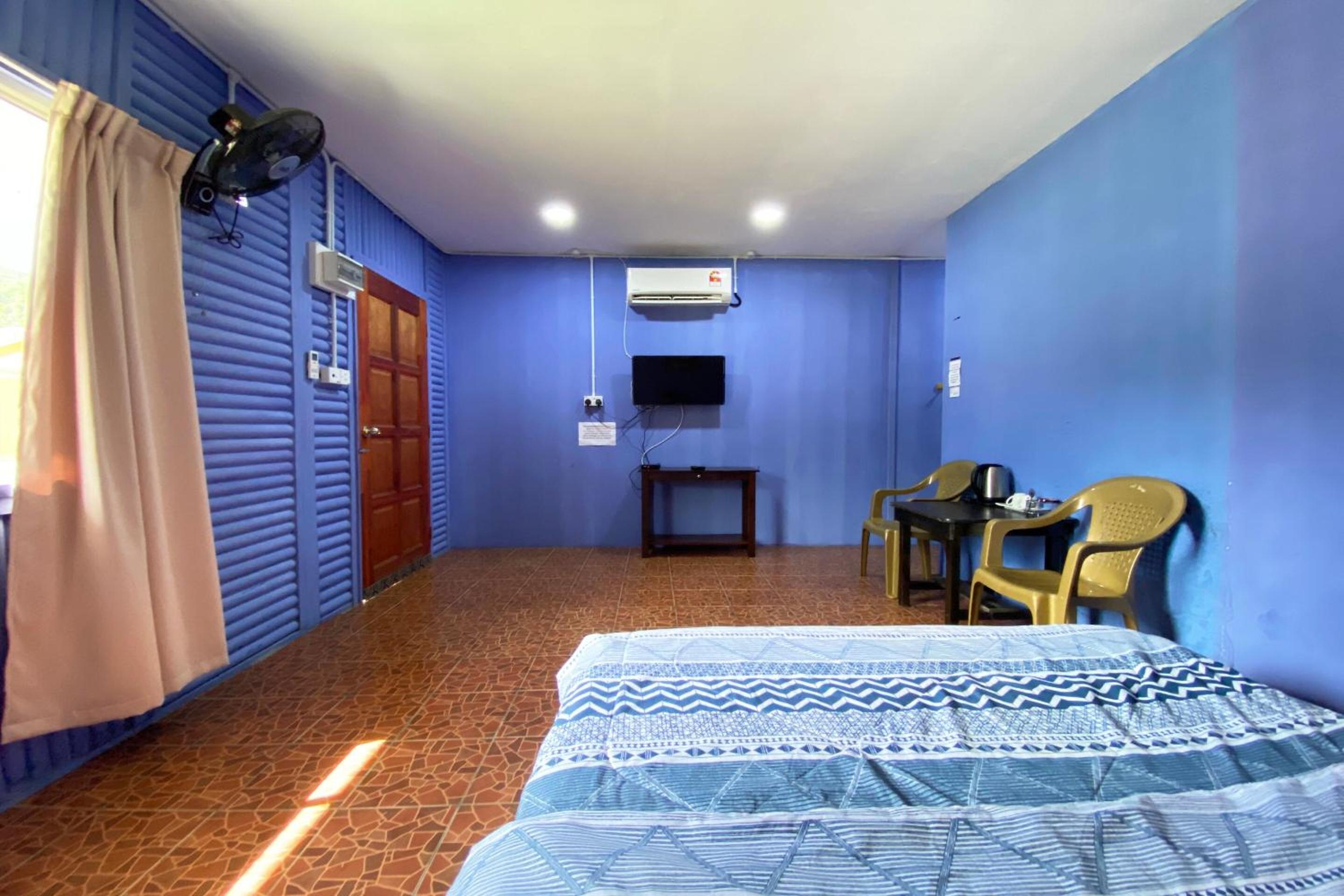 Deluxe Double Room - Photo 8