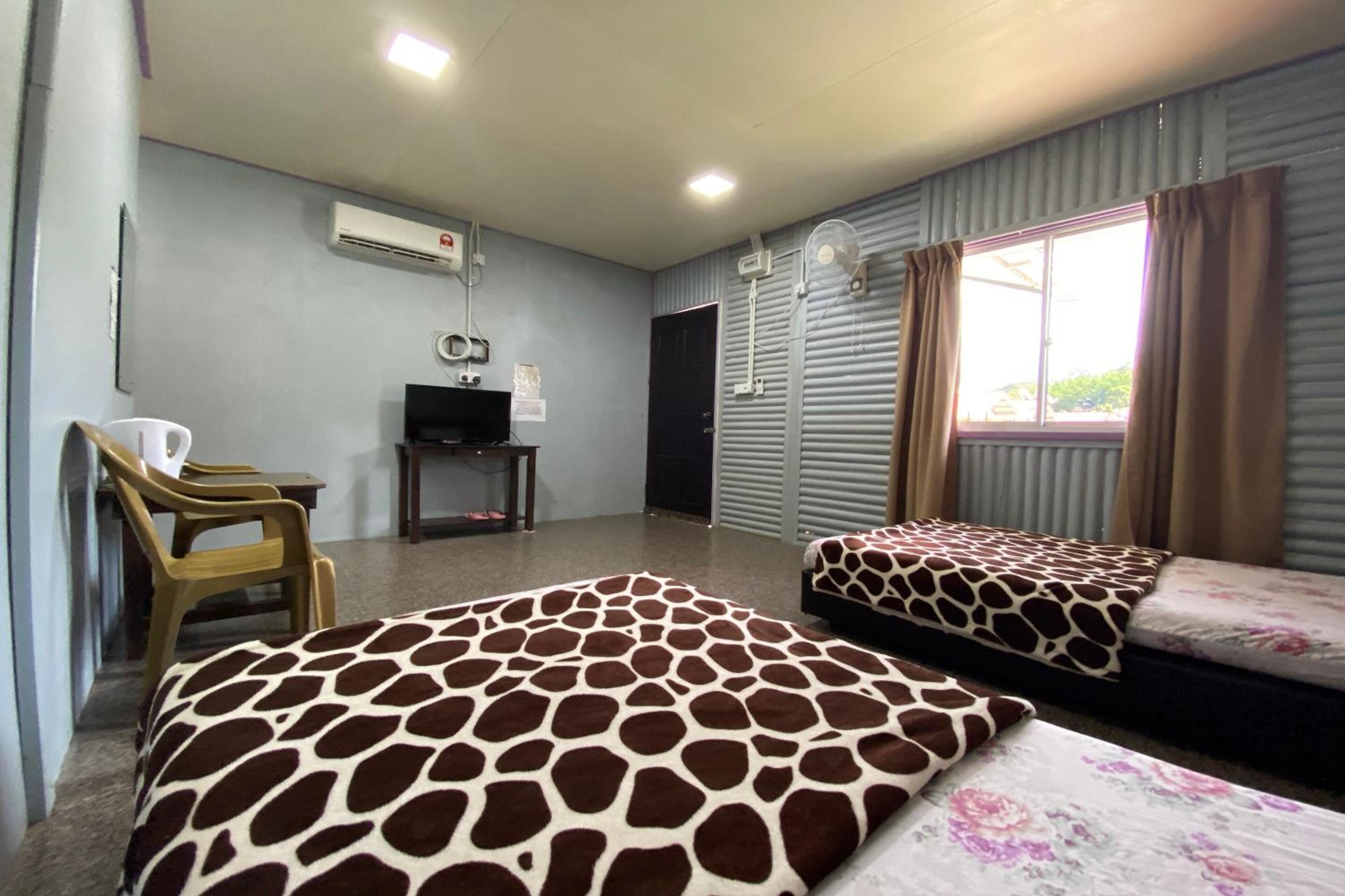 Deluxe Twin Room - Photo 7