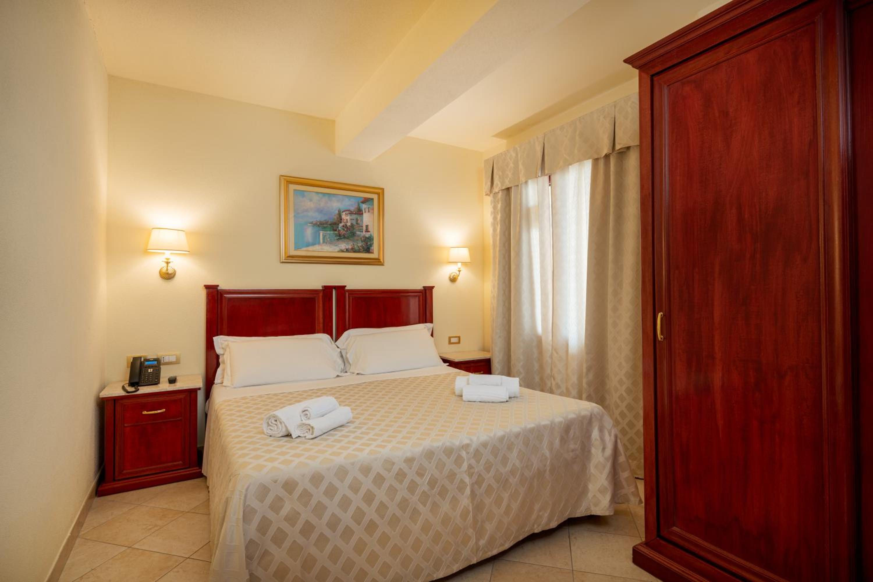 Economy Double Room