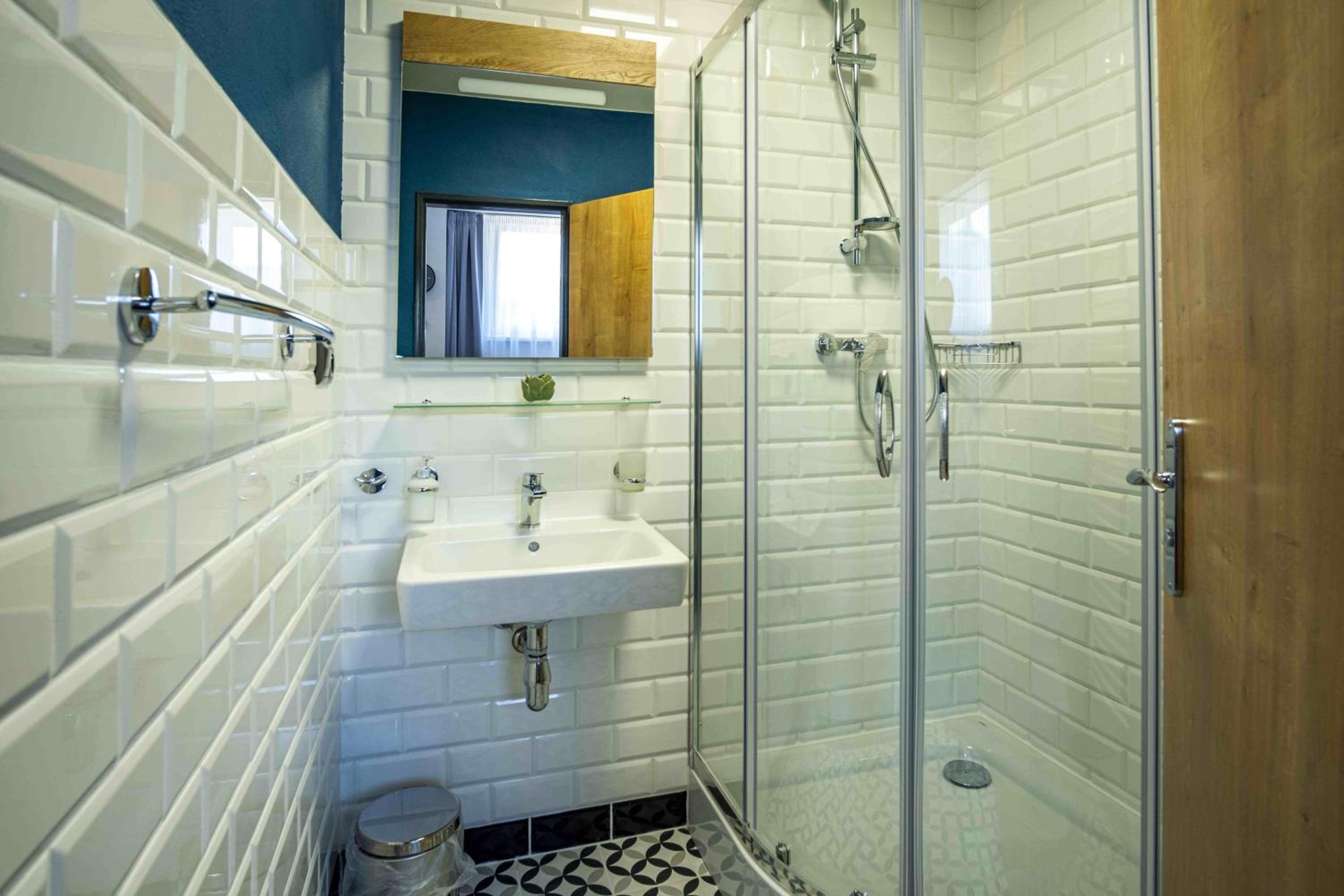 Deluxe Double or Twin Room photo 2