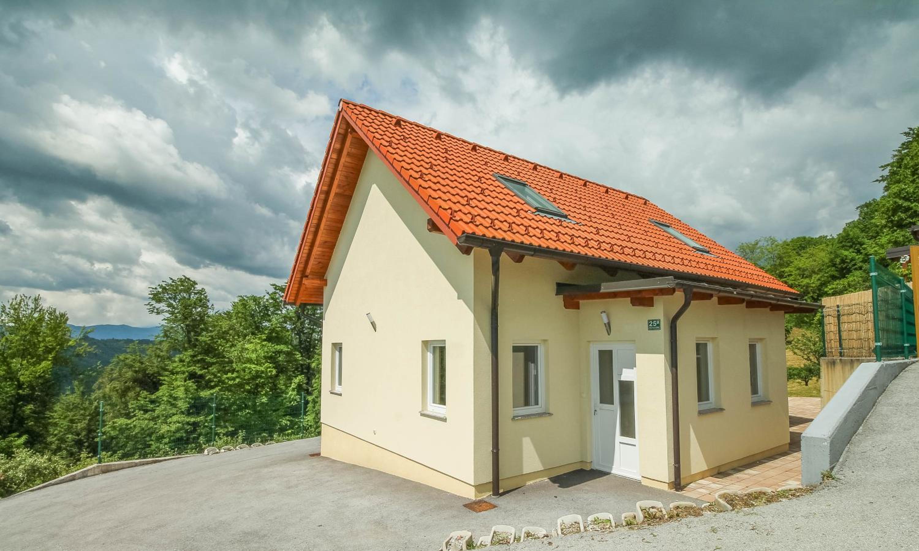 Two-Bedroom House photo 2
