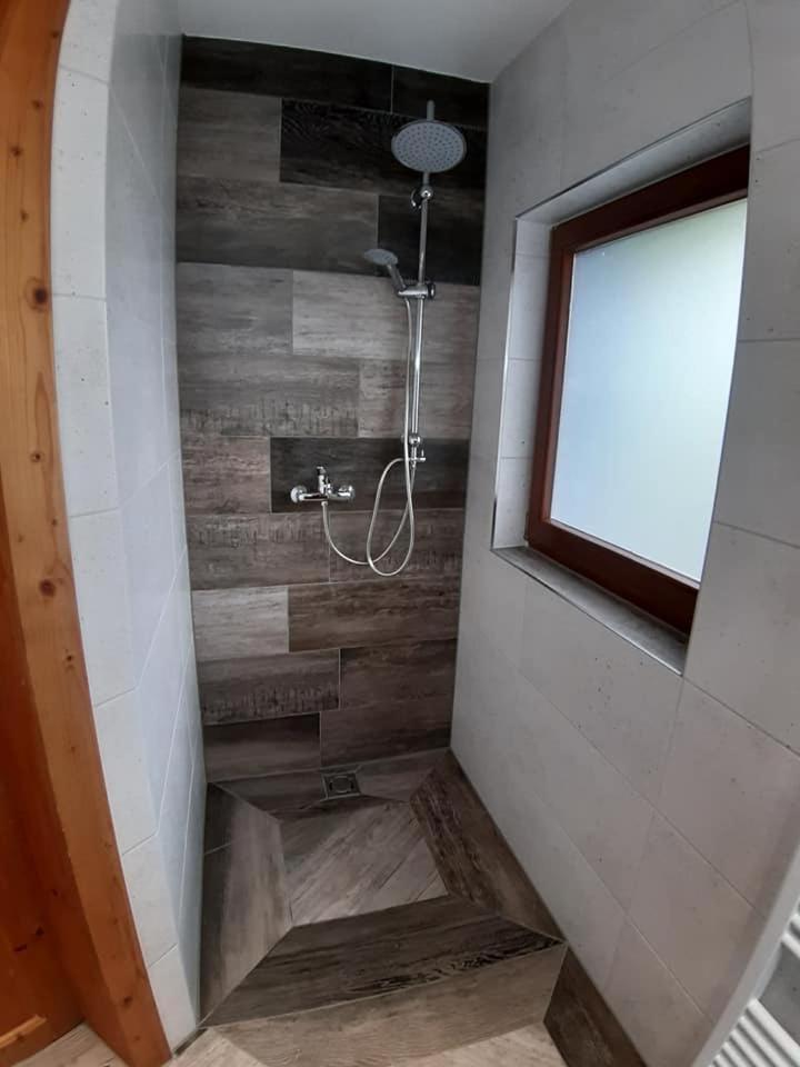 Three-Bedroom Apartment photo 2