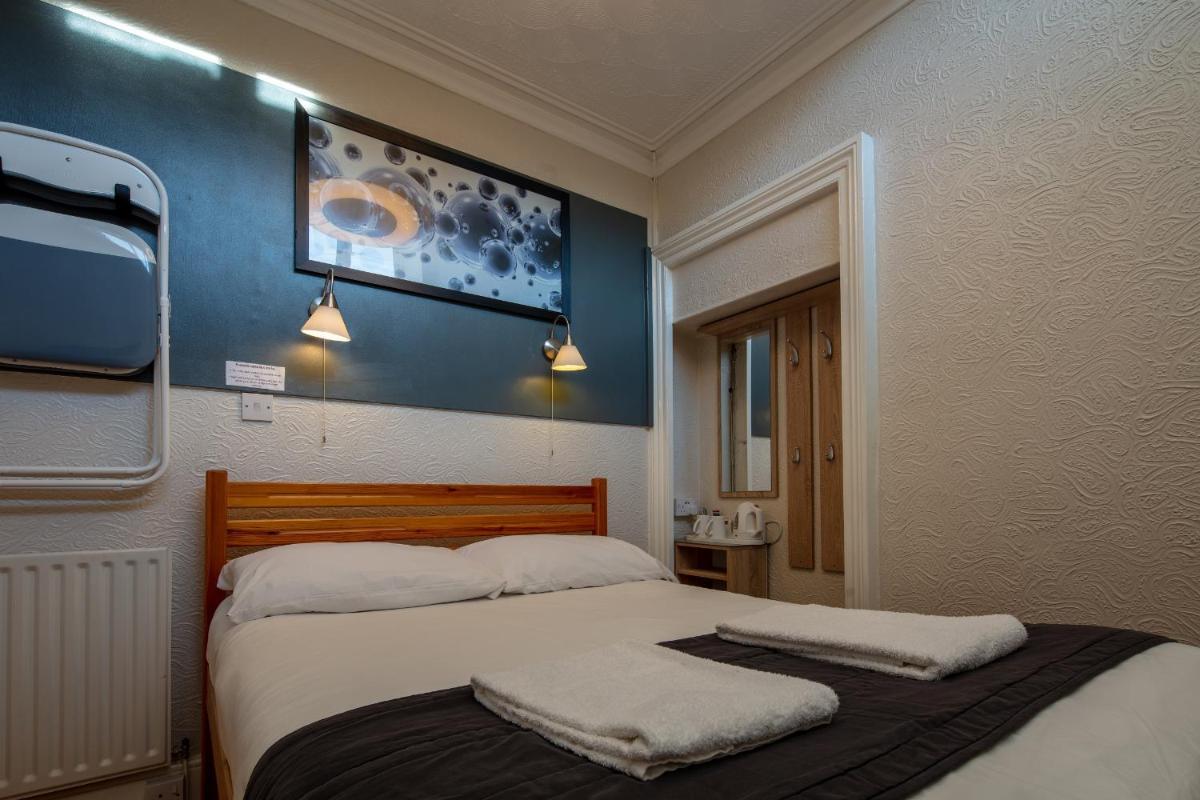 Standard Double Room photo 3