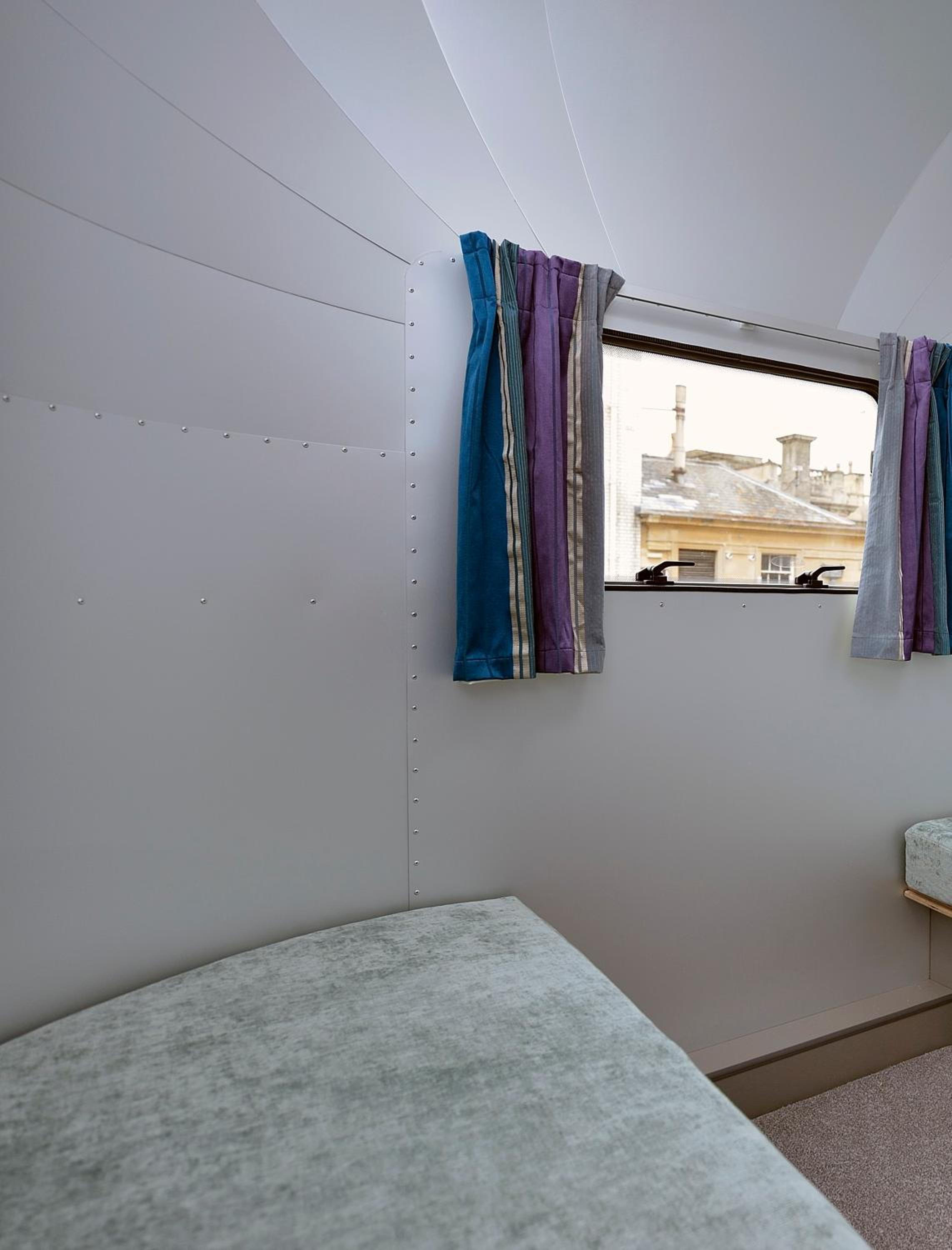 Superior Caravan ( 2 Adults + 2 Children) - Photo 15