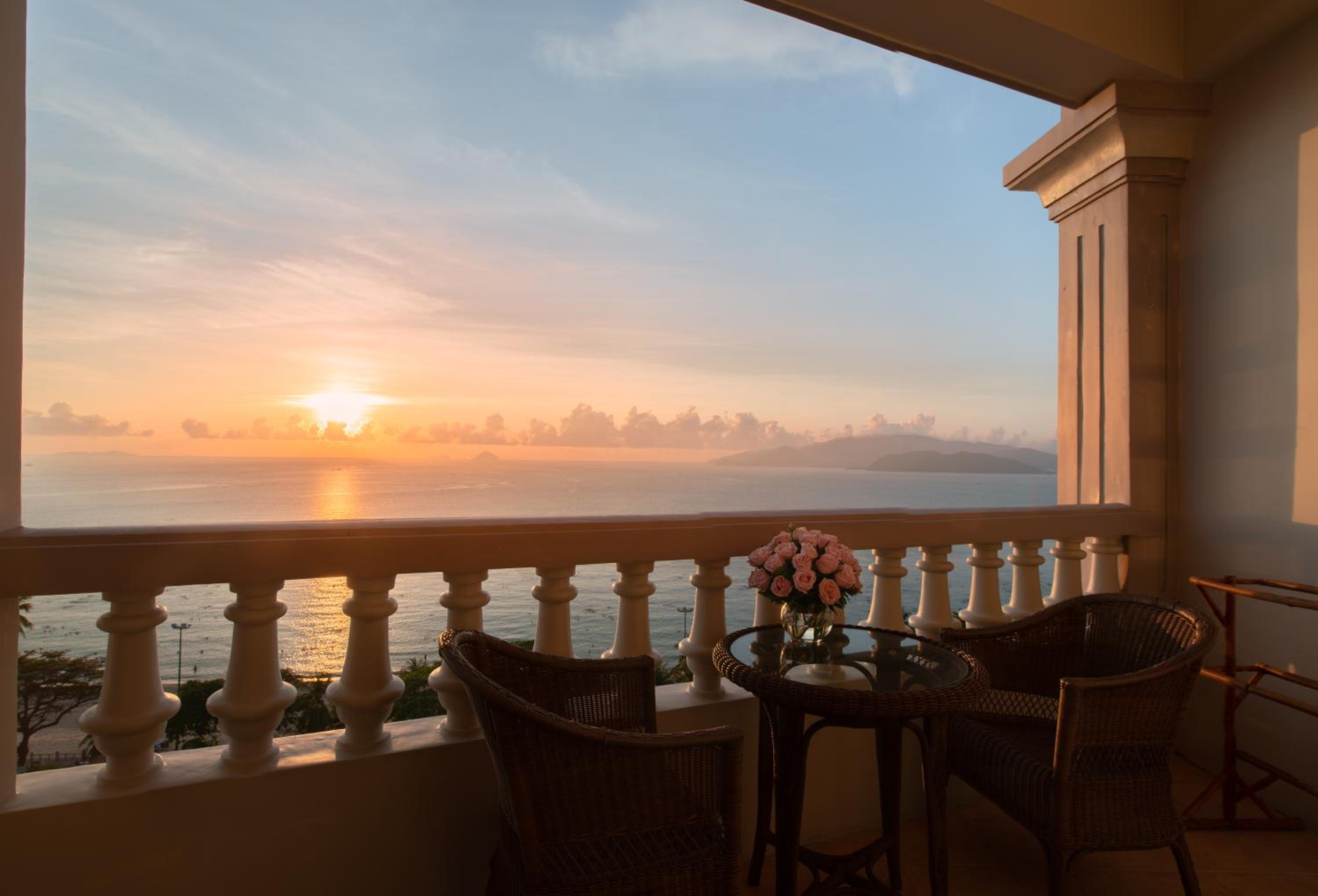 Grand Ocean King with Balcony - Photo 6
