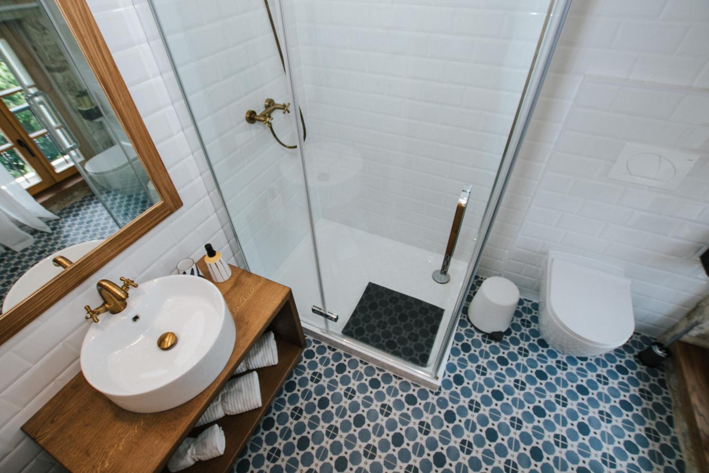 Superior King Room - Photo 14