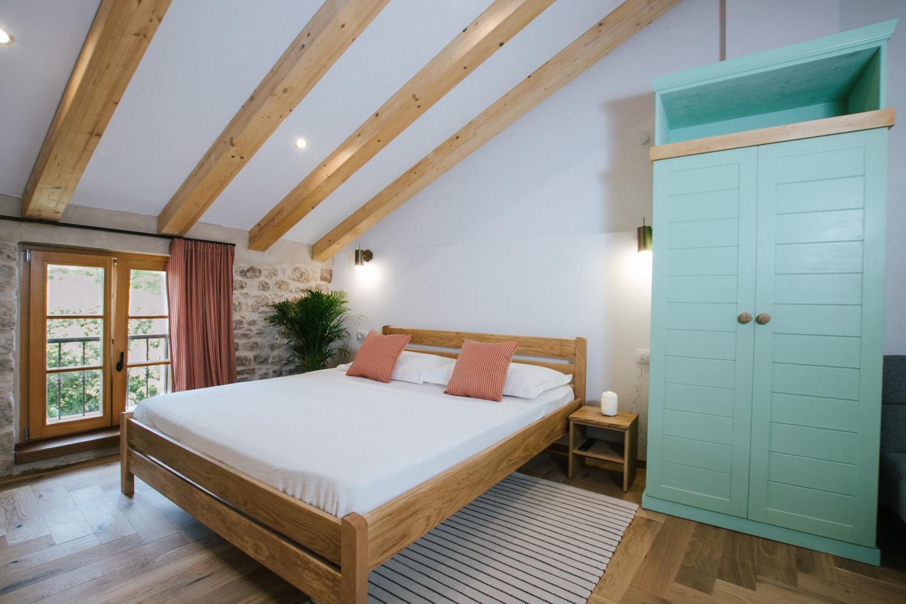 Superior King Room - Photo 6