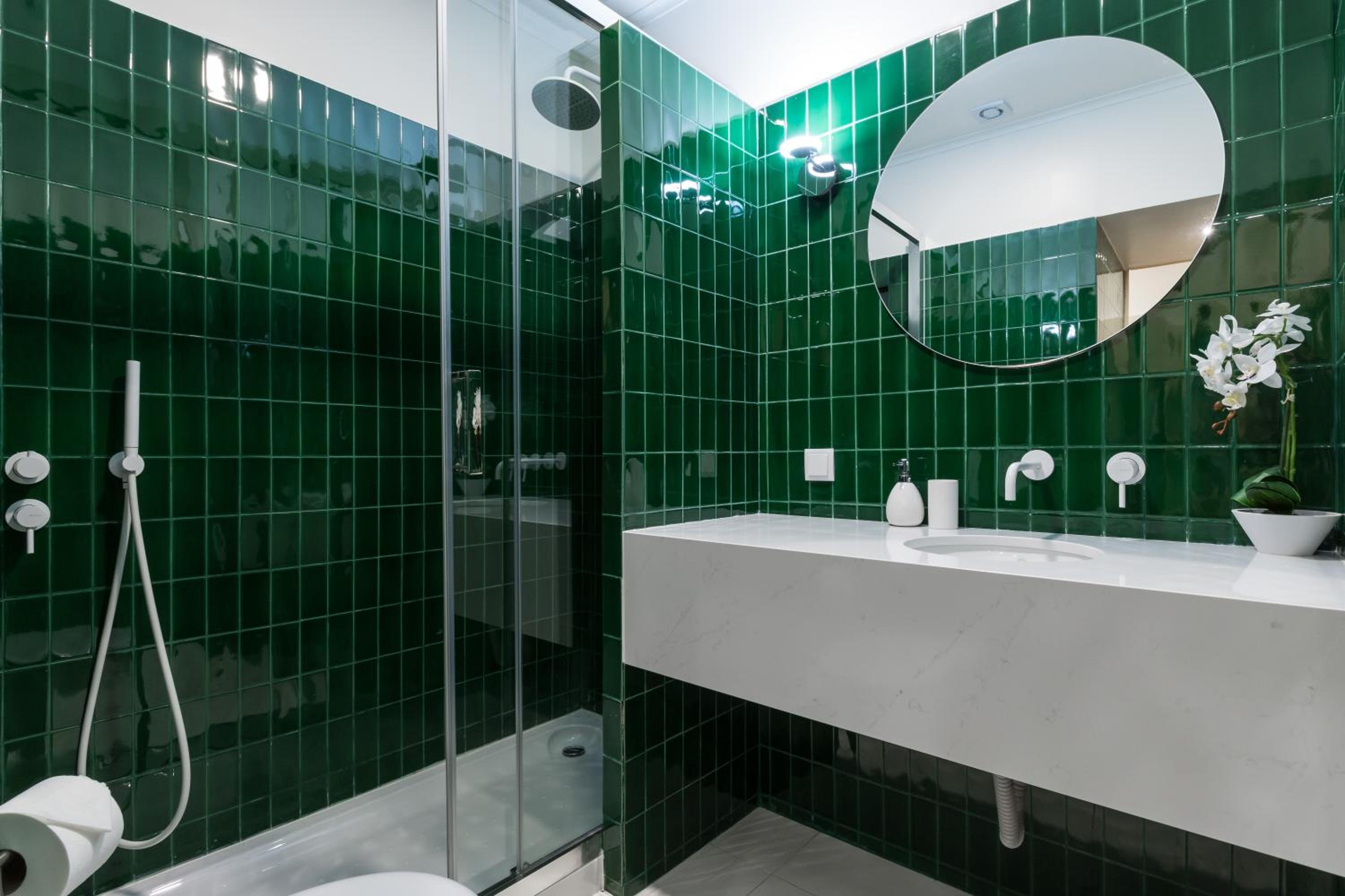 Three-Bedroom Apartment - Photo 7