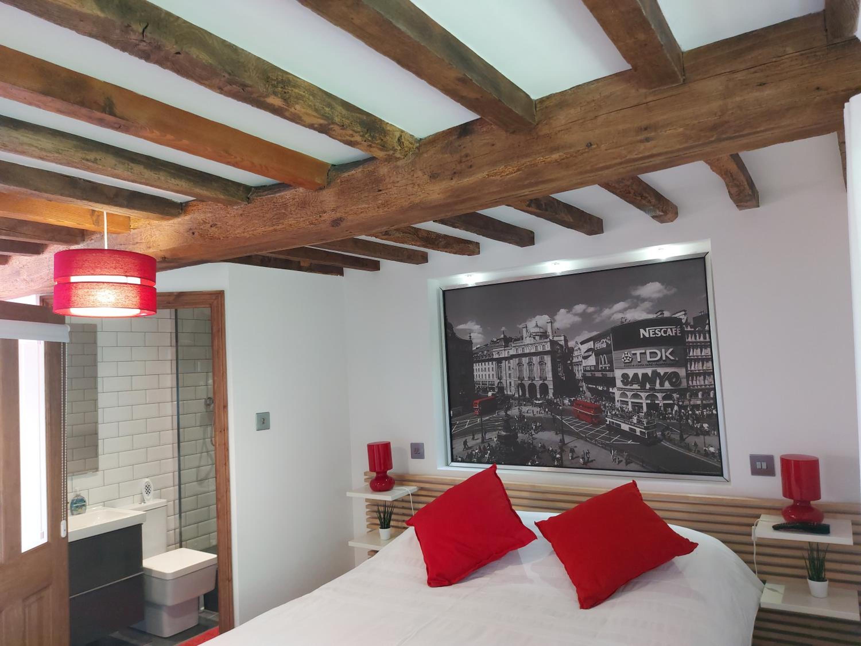 Double Room with Private Bathroom