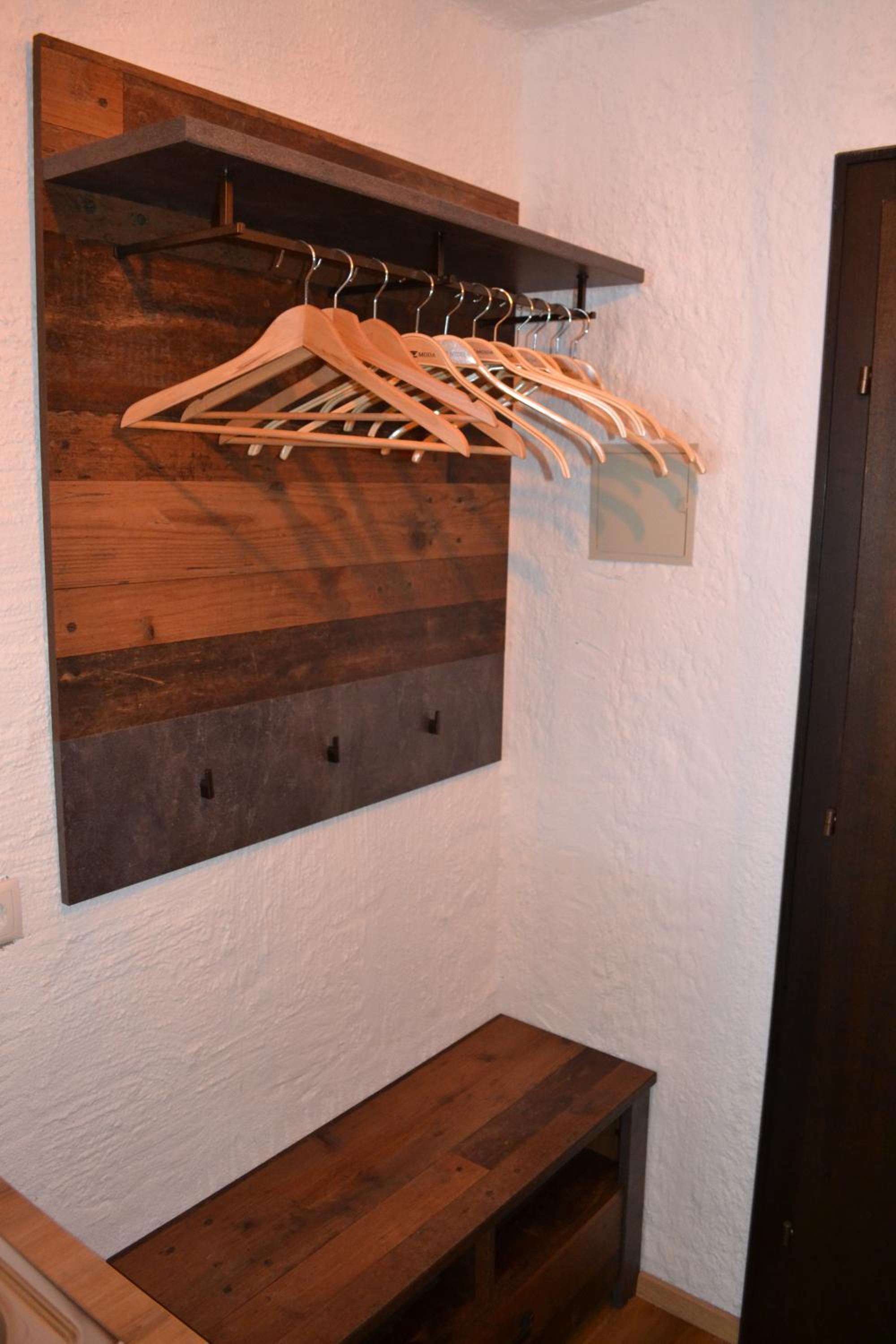 One-Bedroom Apartment - Photo 4