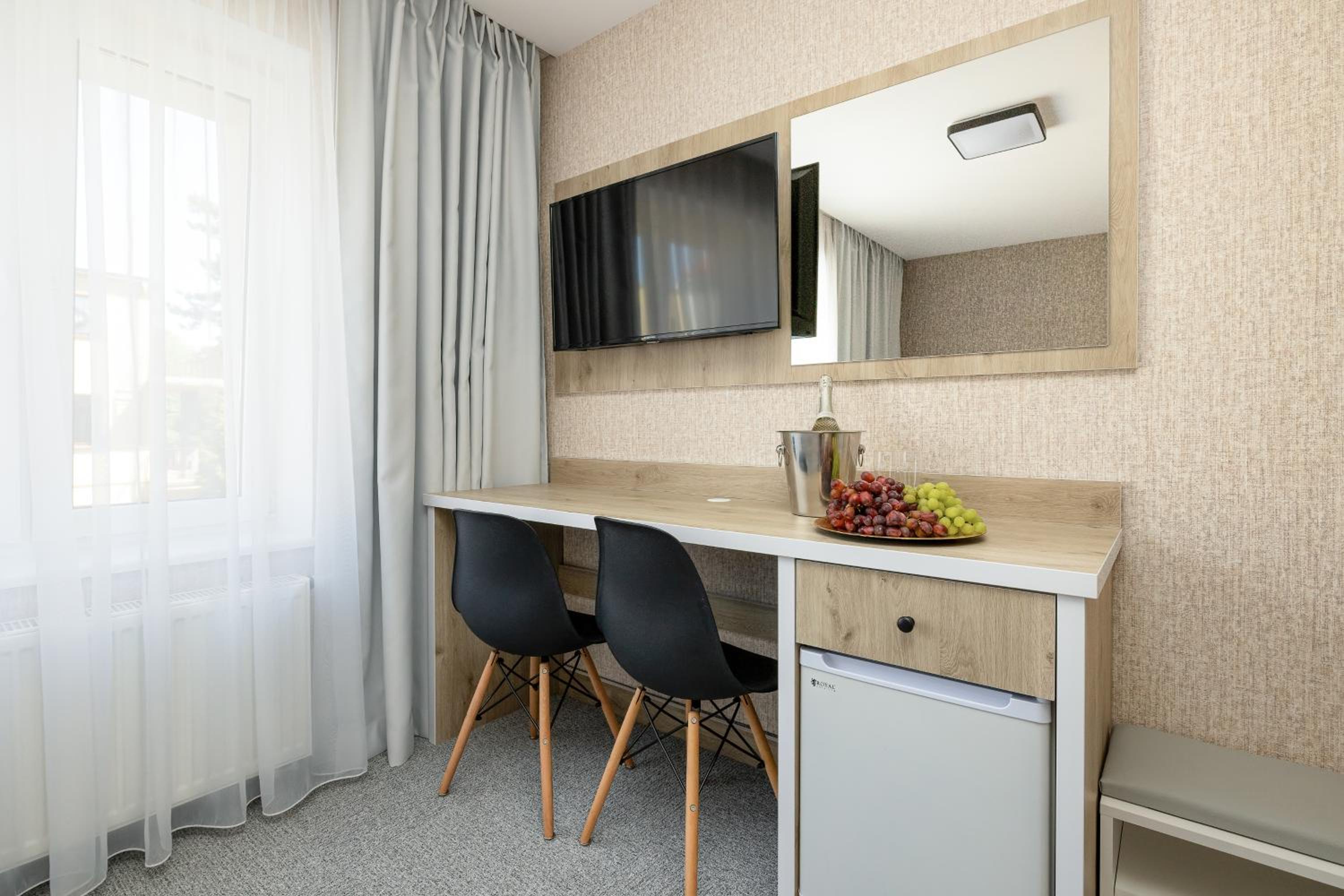 Deluxe Double Room photo 2