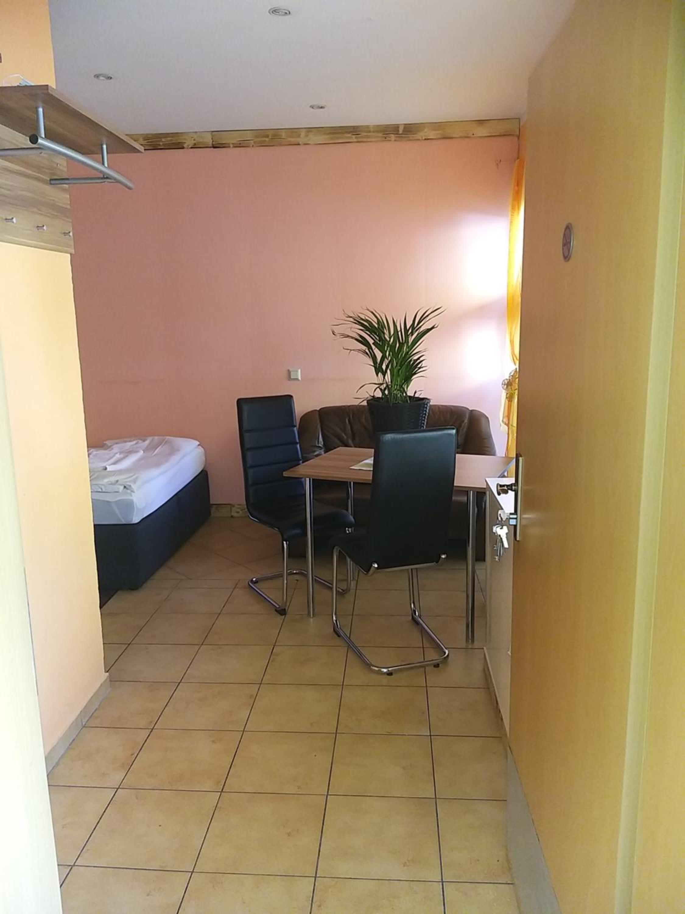 Single Room photo 1