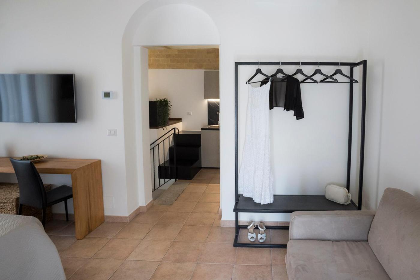 One-Bedroom House - Photo 1