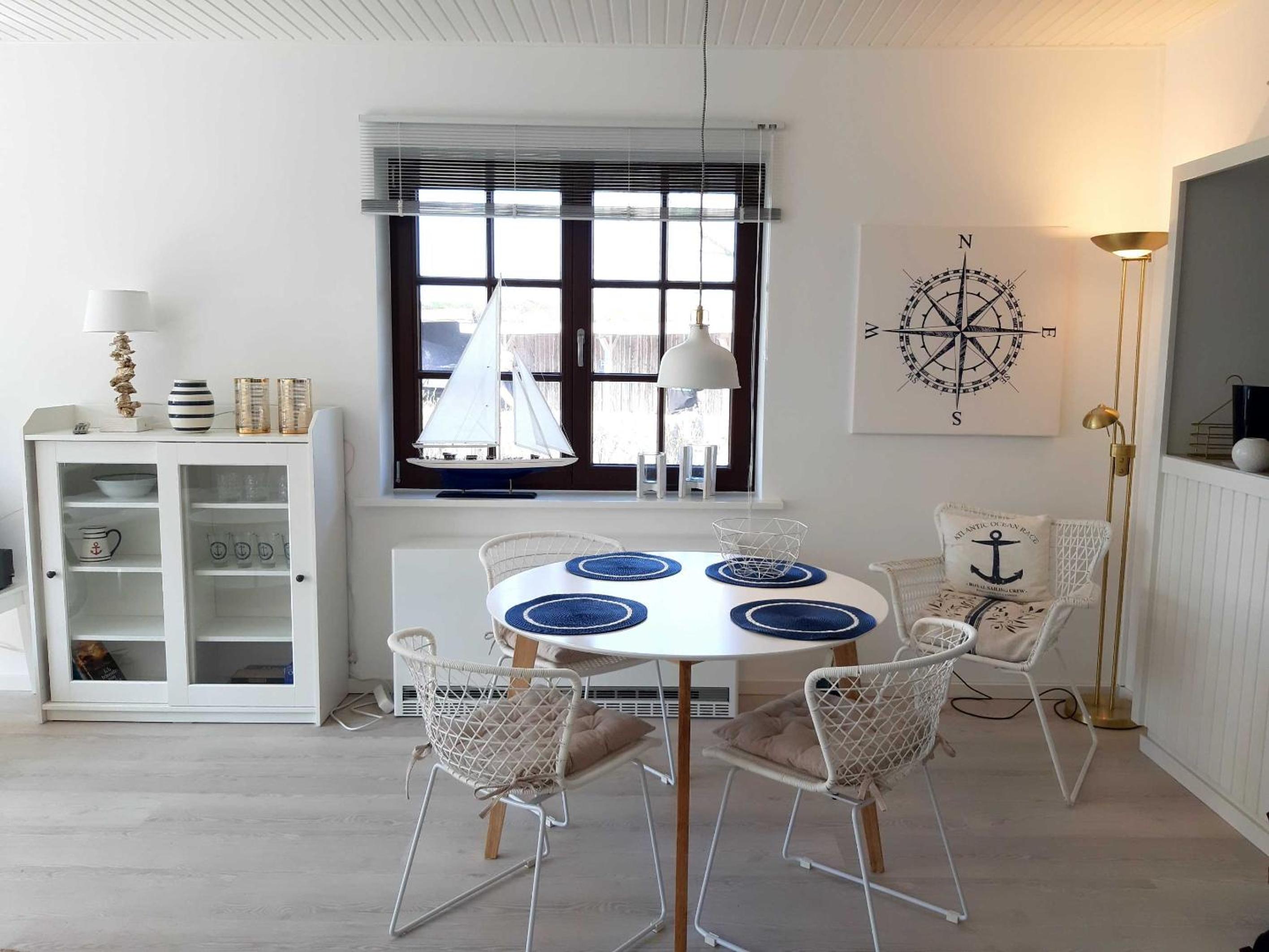 Apartment with Terrace photo 3
