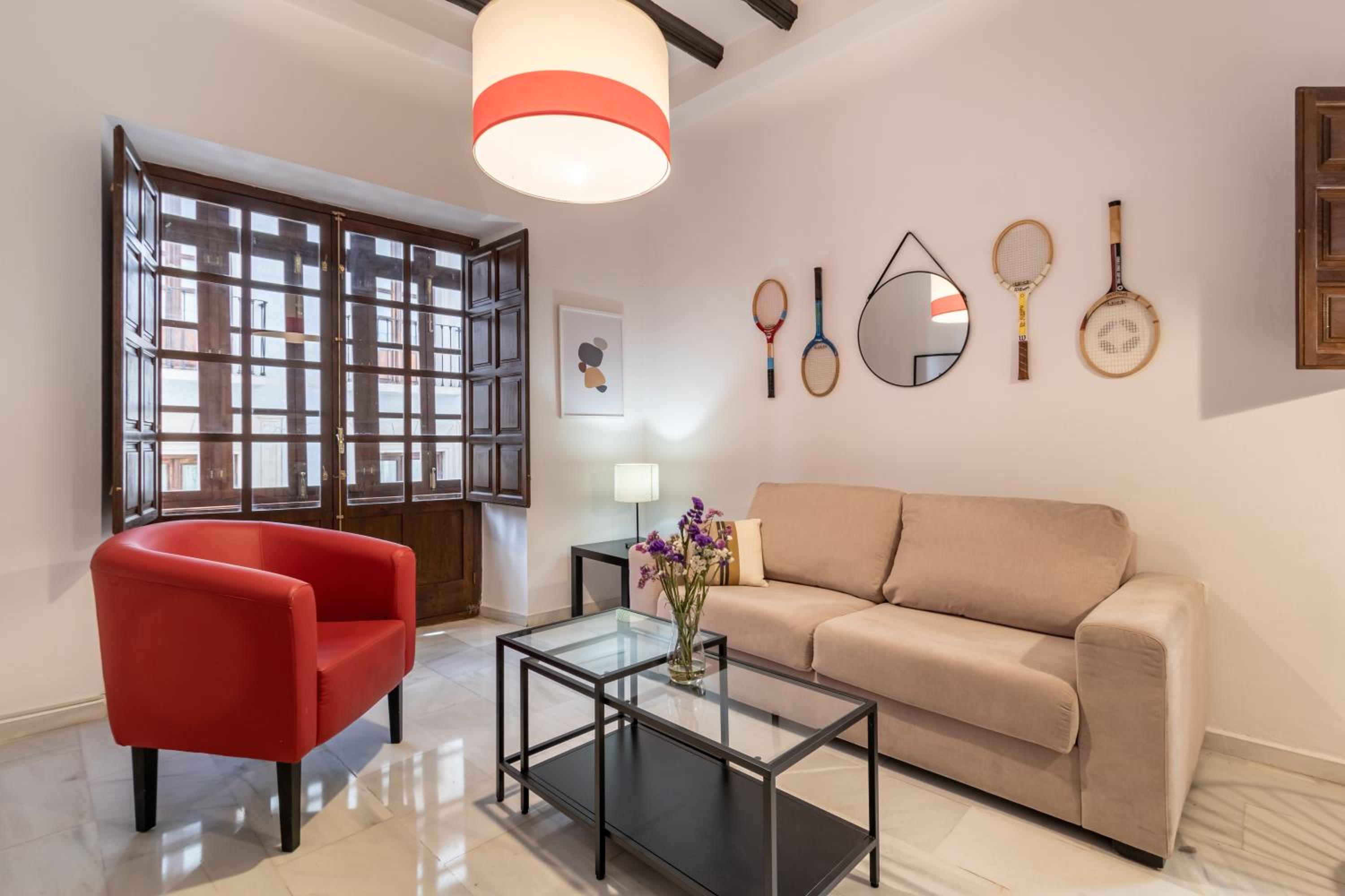 Apartamento de una habitación con balcón