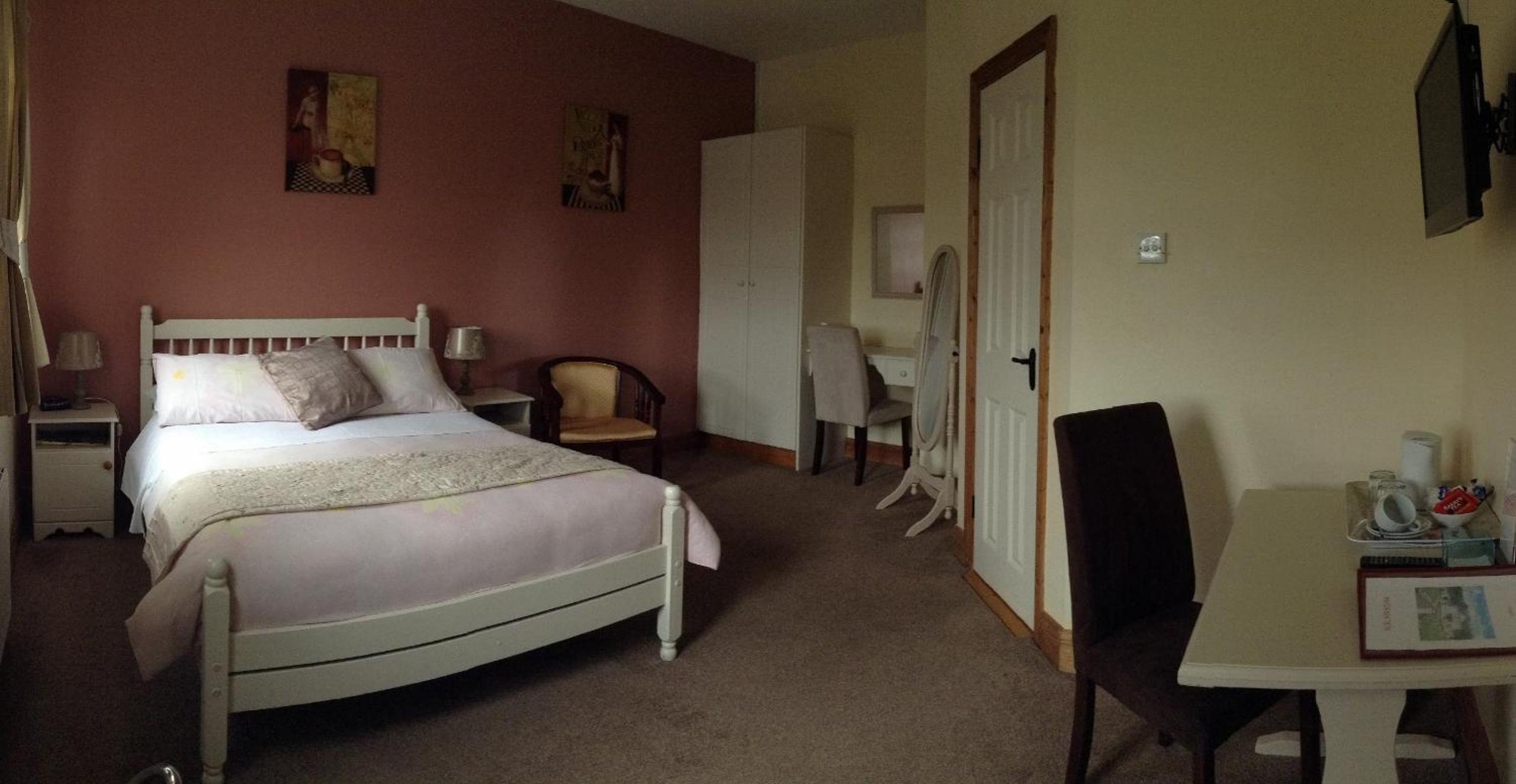 Double Room - Photo 1
