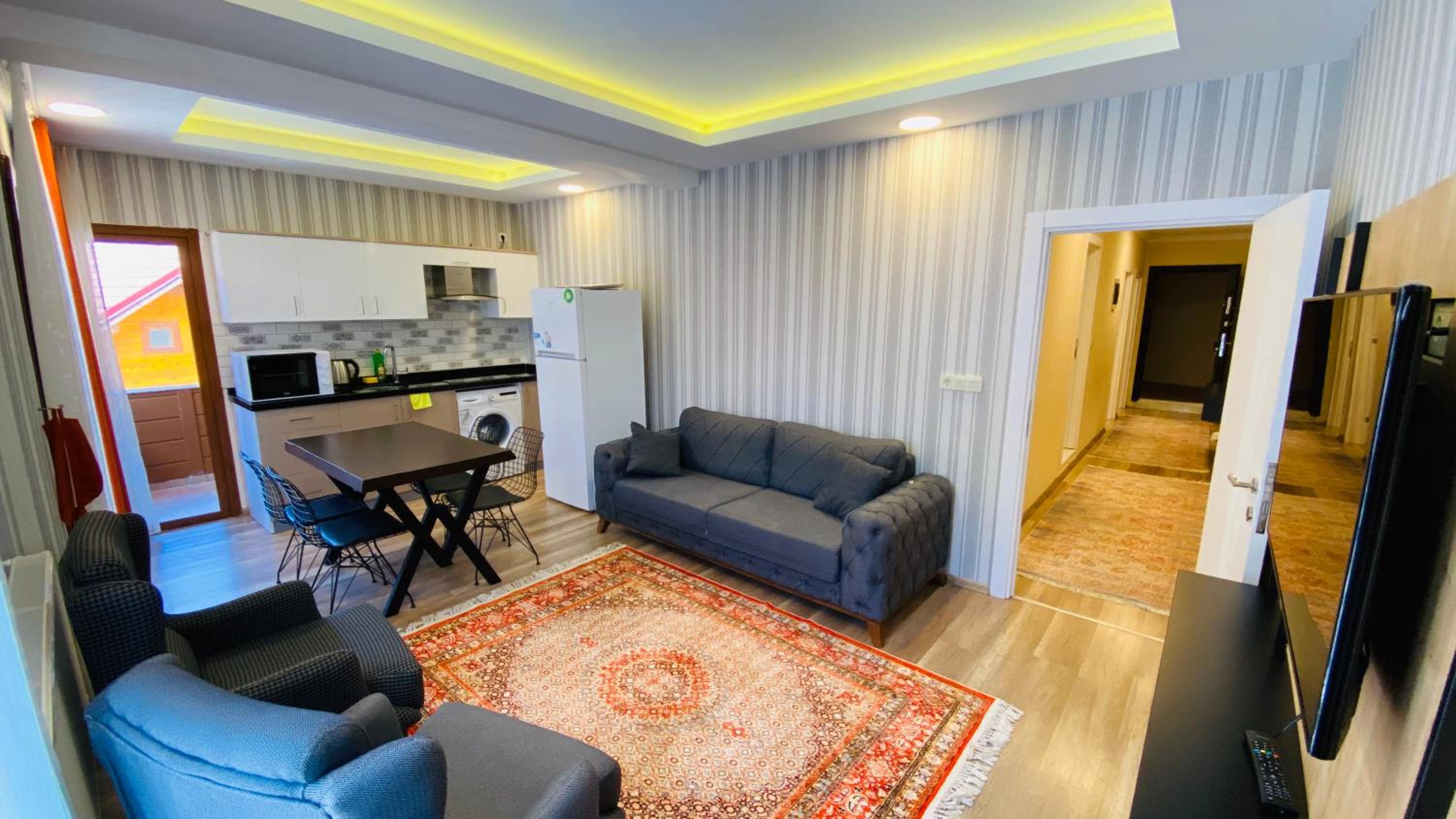 Deluxe Suite photo 1