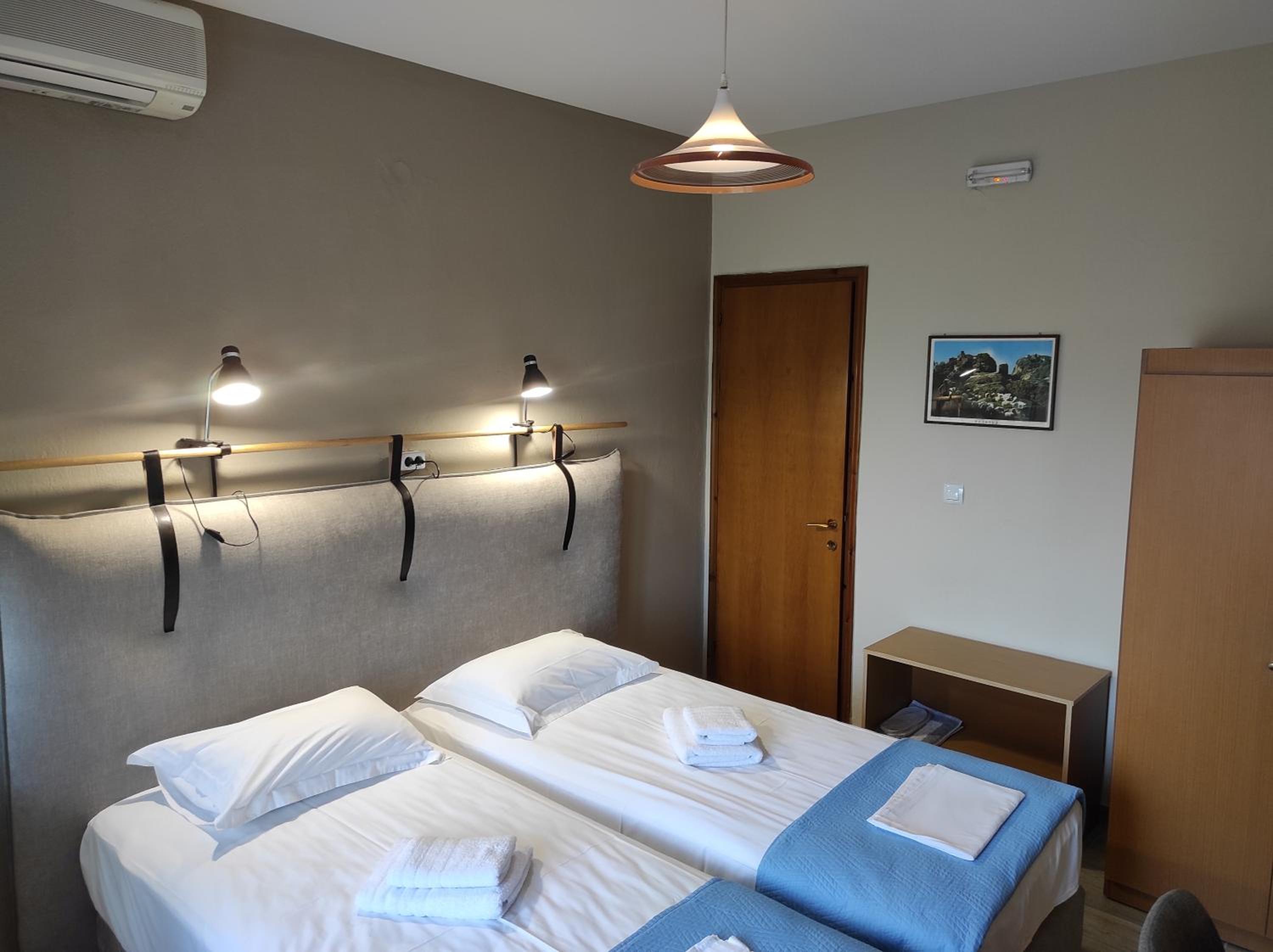Twin Room with Mountain View - Photo 4