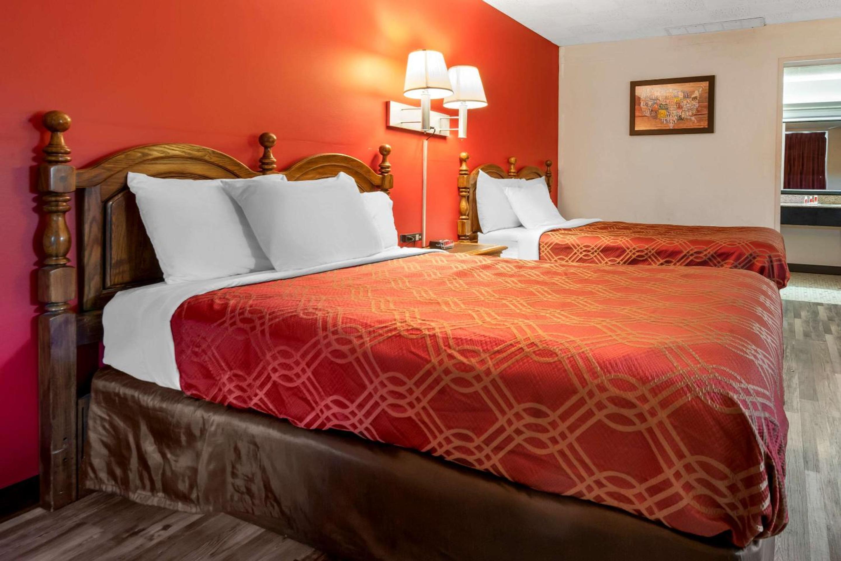 Double Room with Two Double Beds - Non-Smoking - Photo 1