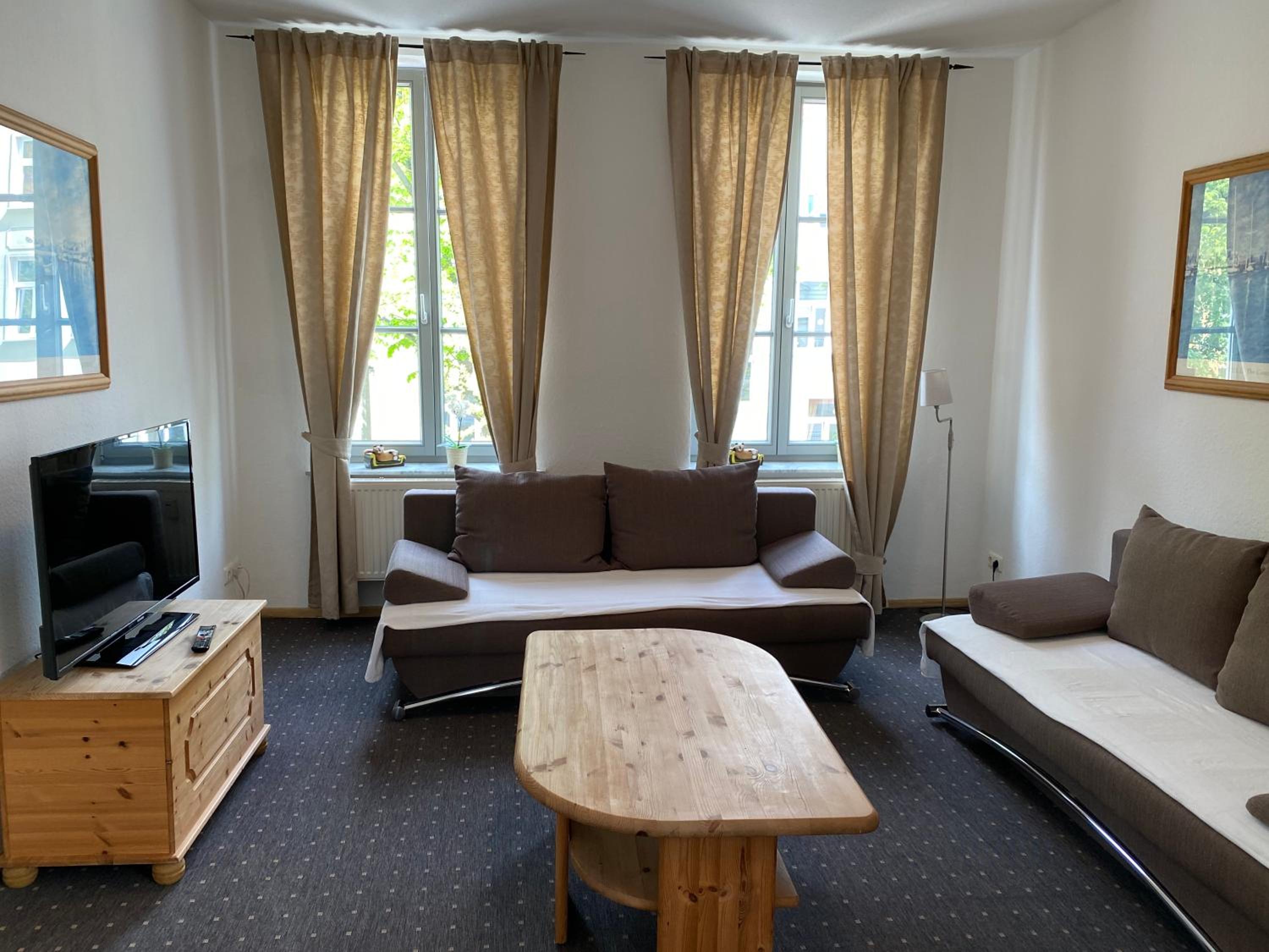 One-Bedroom Apartment photo 2