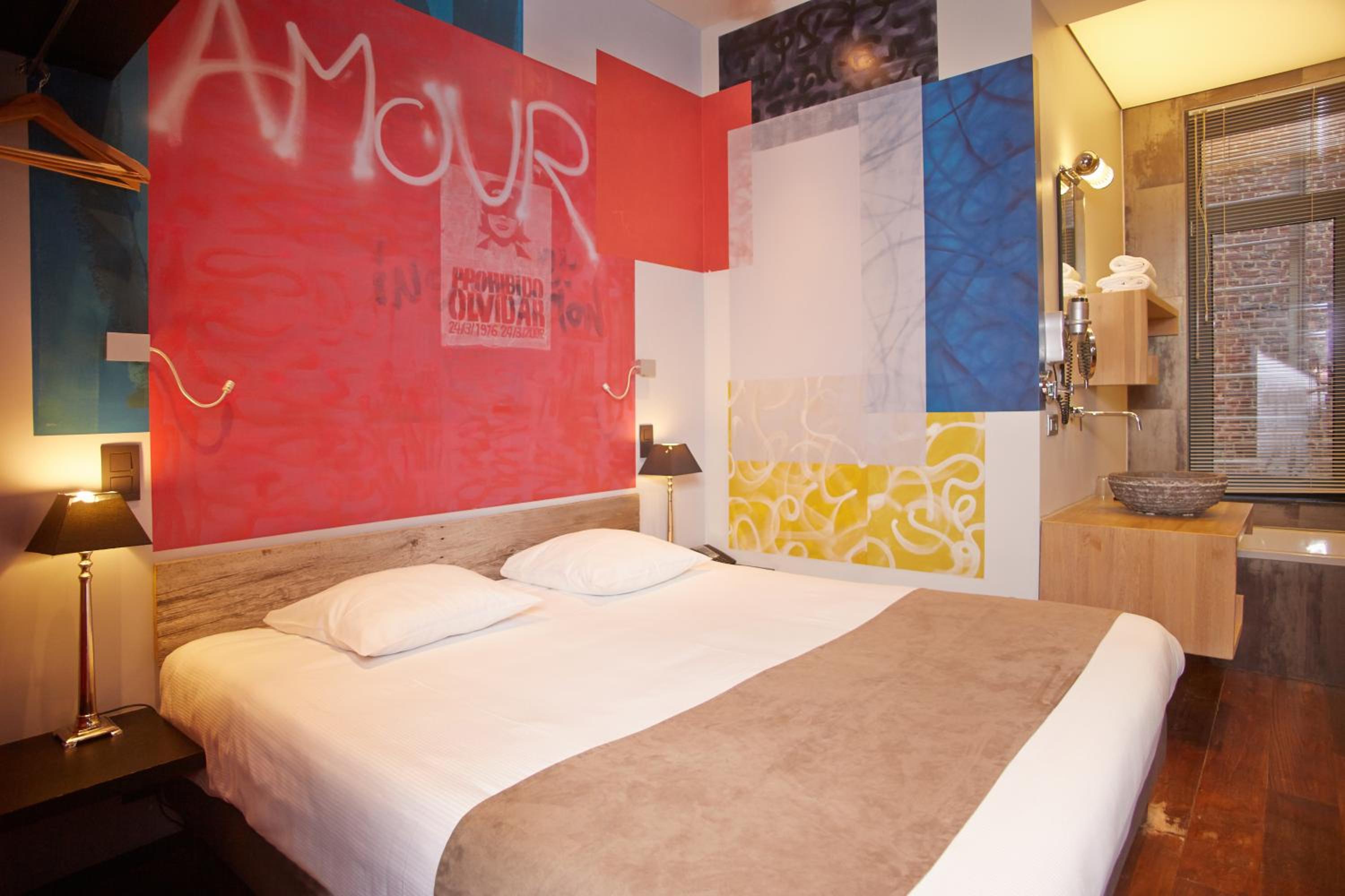 Standard Double Room - Photo 2