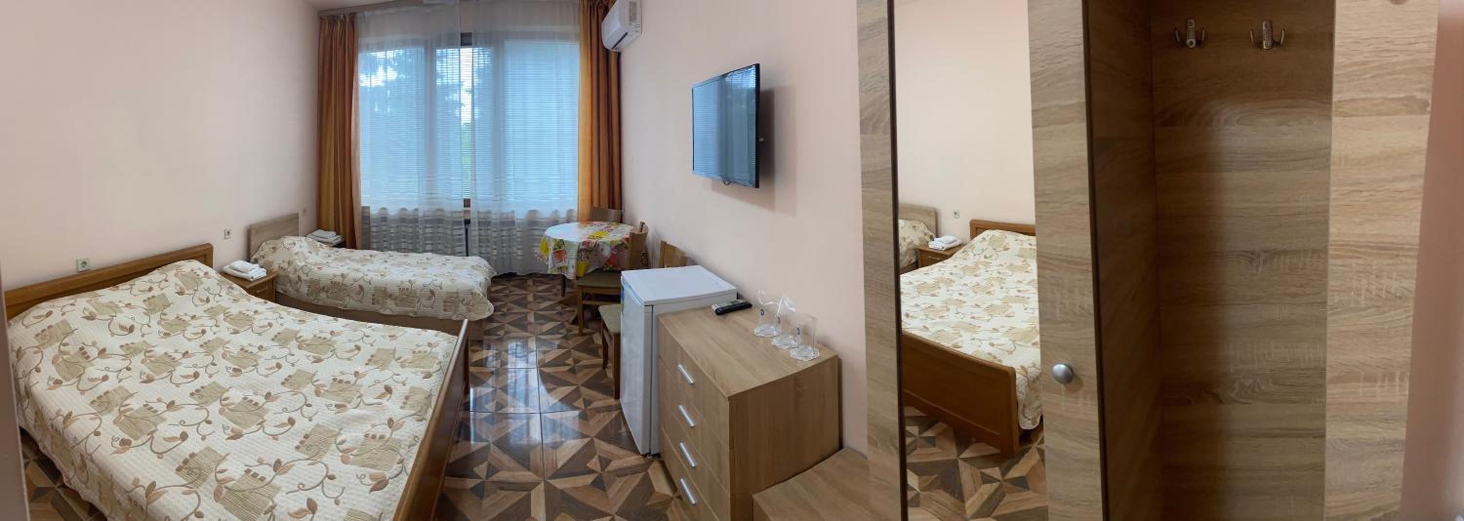 Double Room - Photo 6