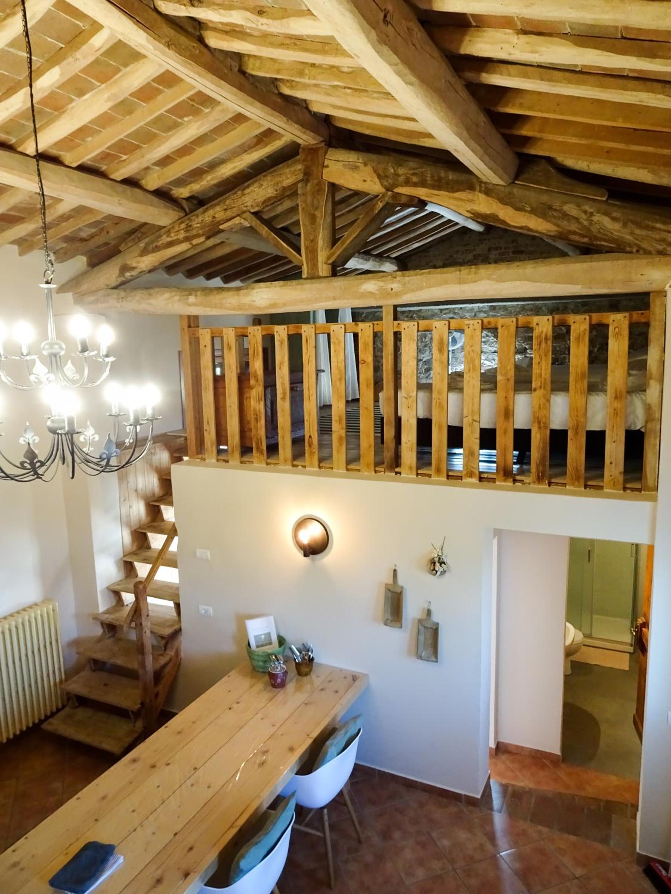 Apartment - Split Level photo 1