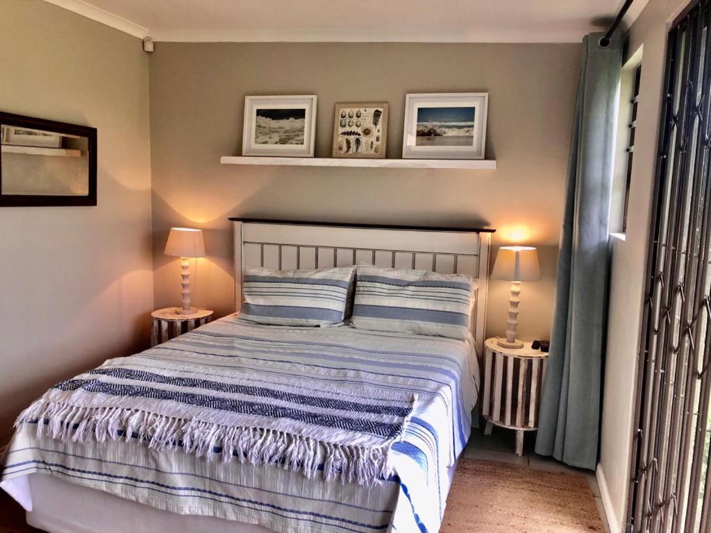 One-Bedroom Apartment - Photo 1