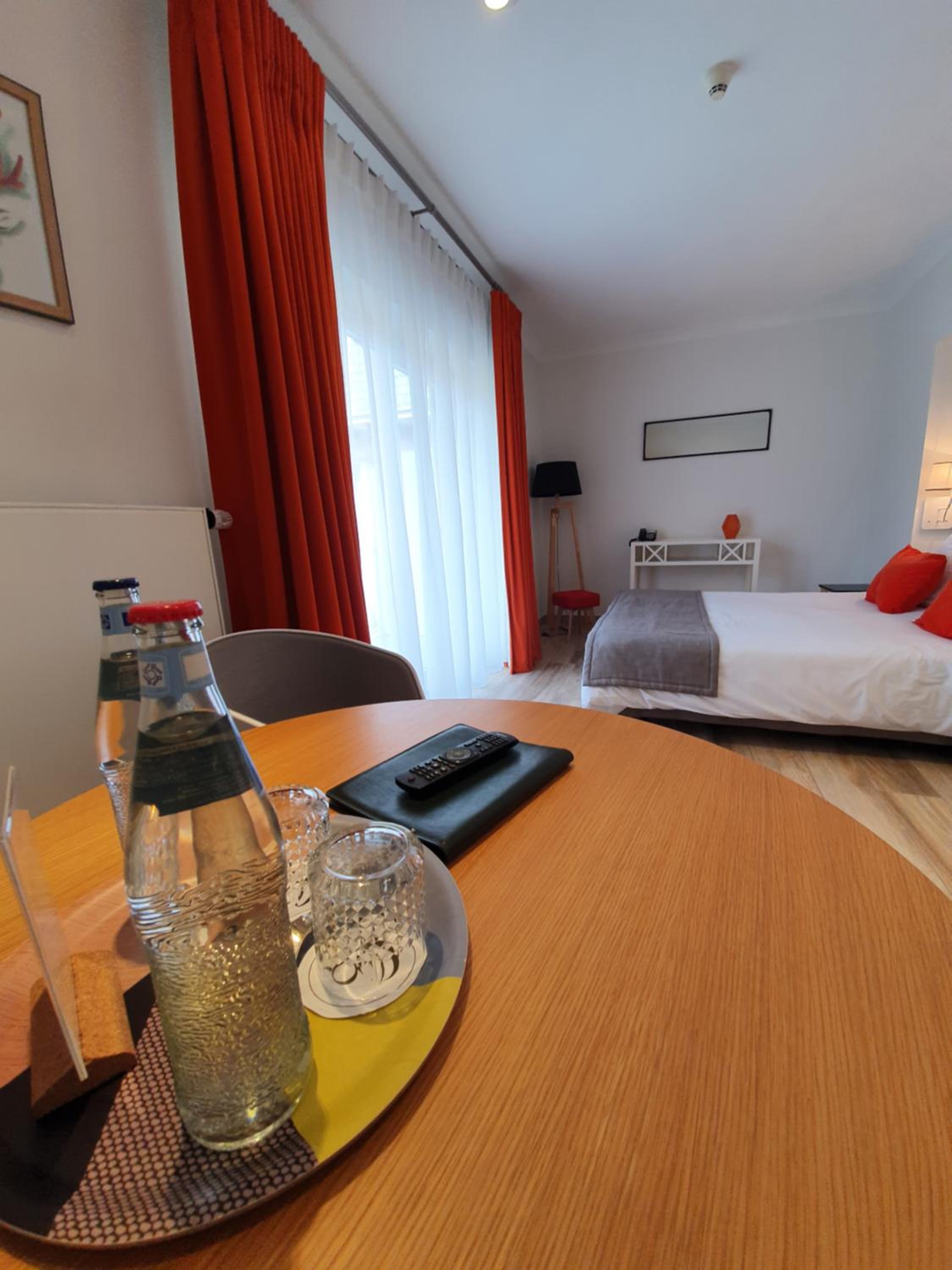 Double Room with Garden View - Photo 18