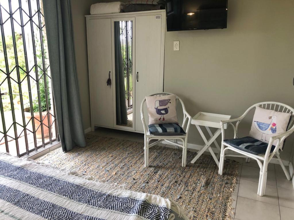One-Bedroom Apartment - Photo 10