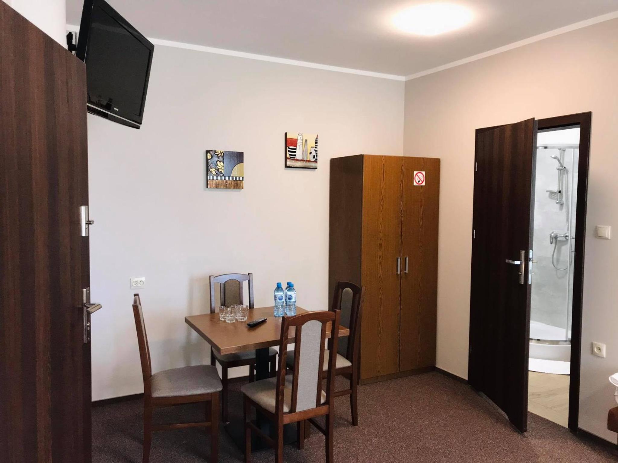 Quadruple Room - Photo 1