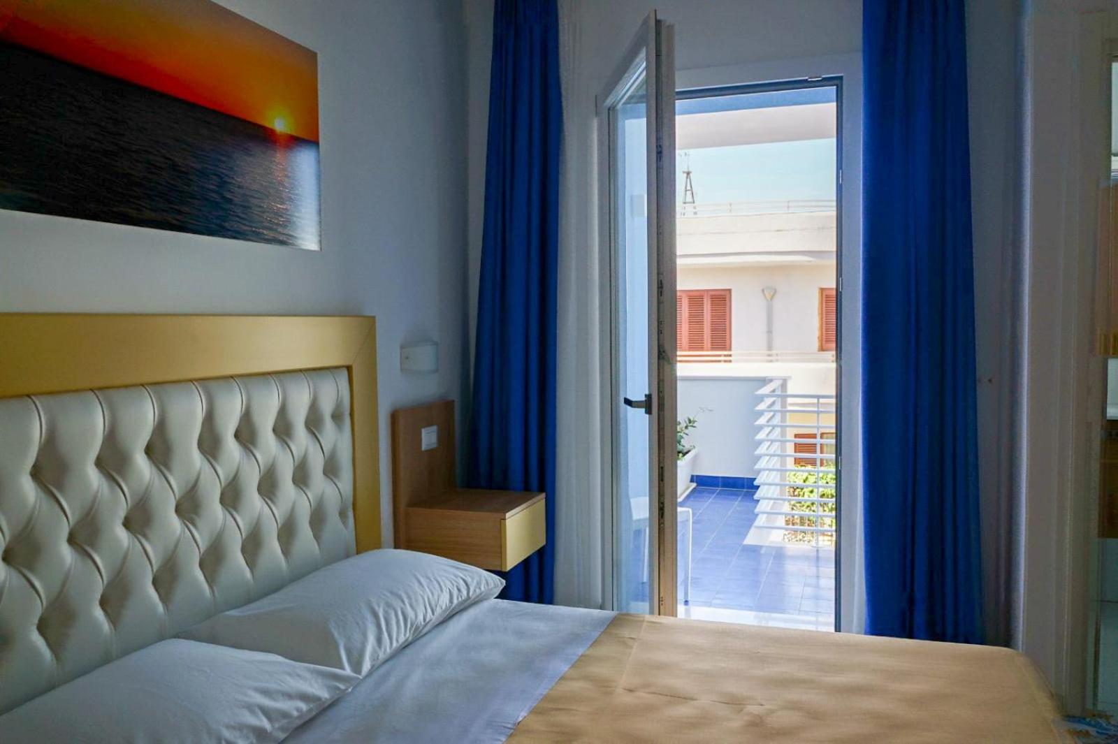 Deluxe Double Room photo 3