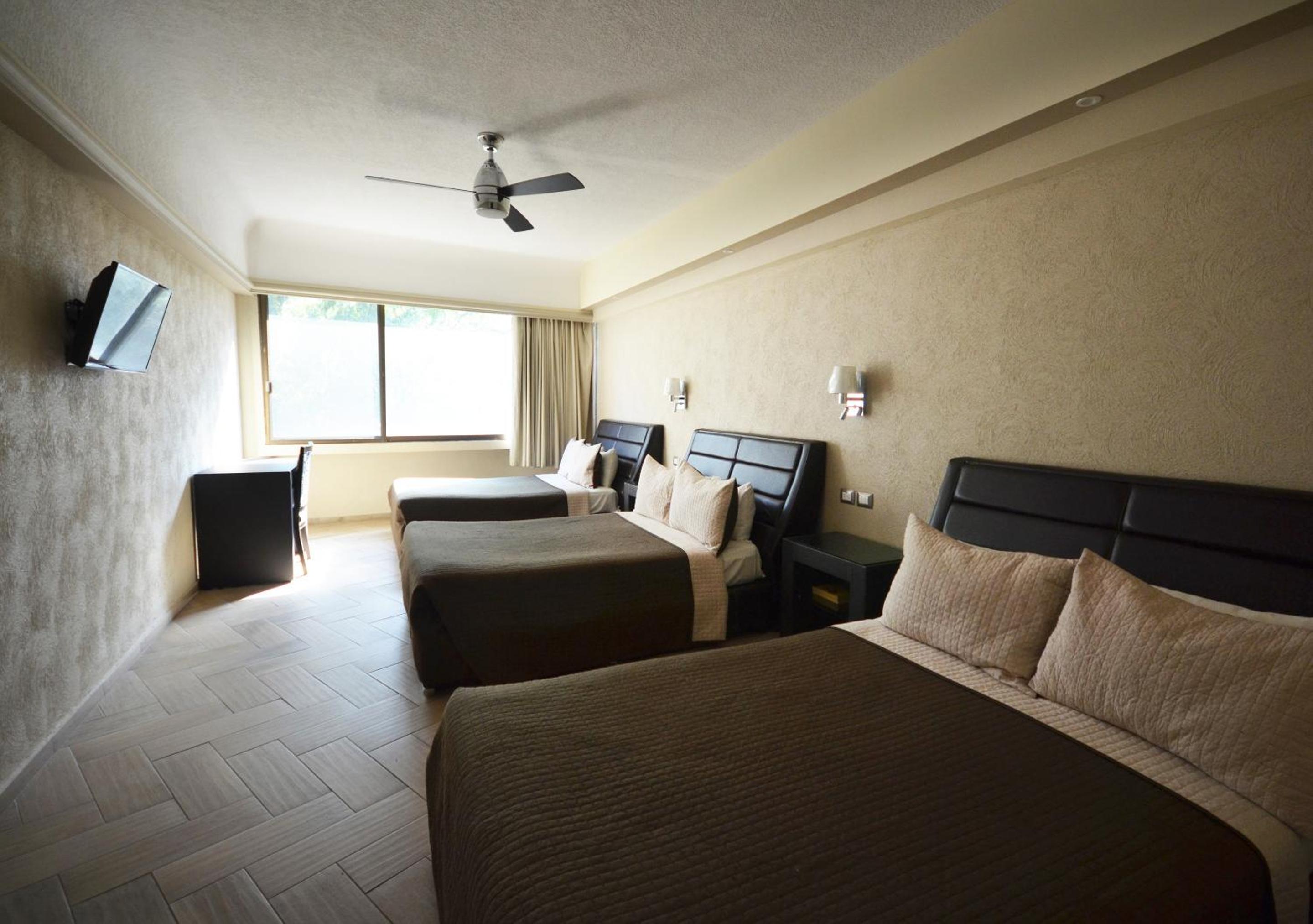 Family Room - Photo 1