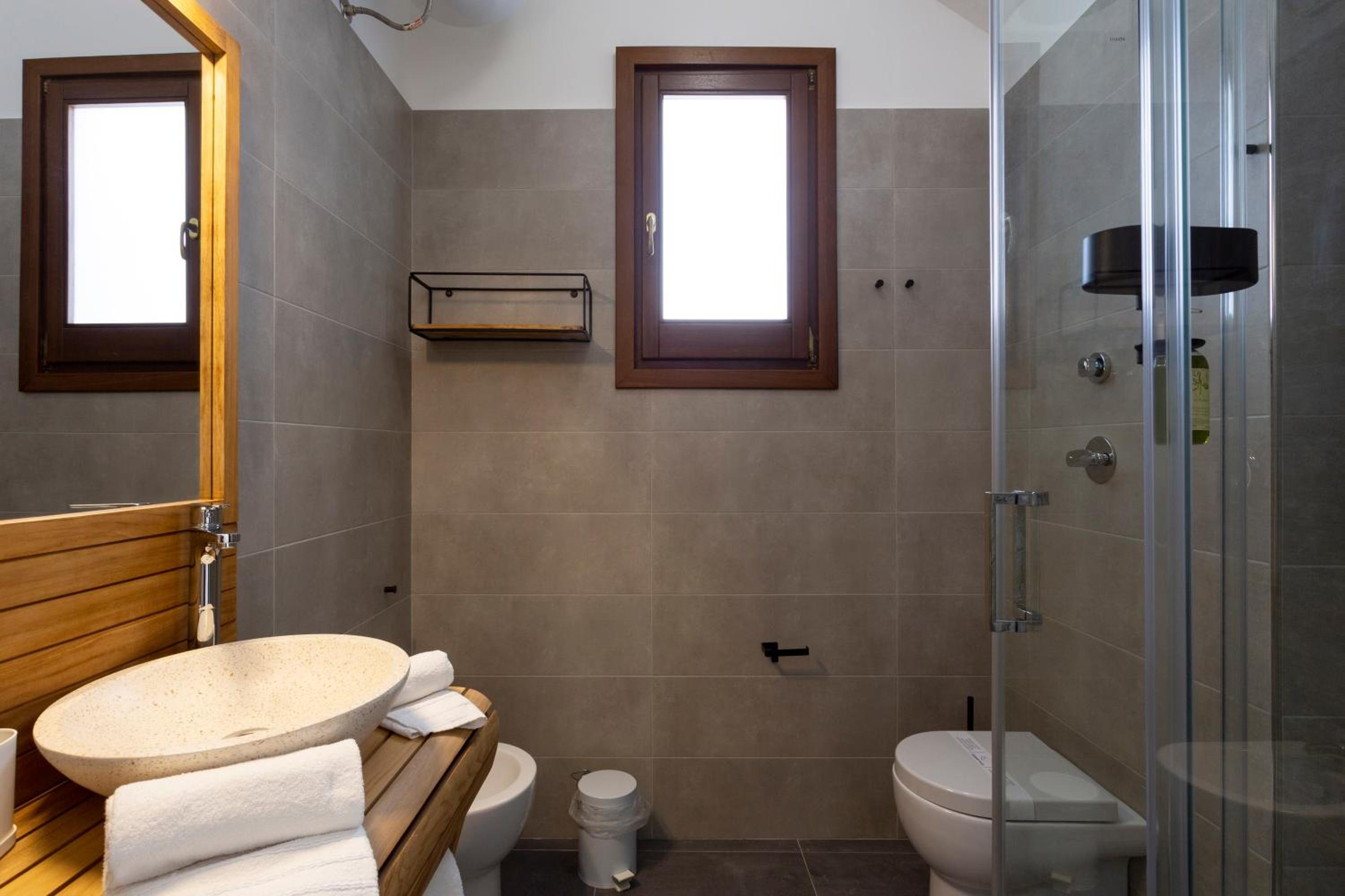 Family One-Bedroom Apartment - Ground Floor photo 2