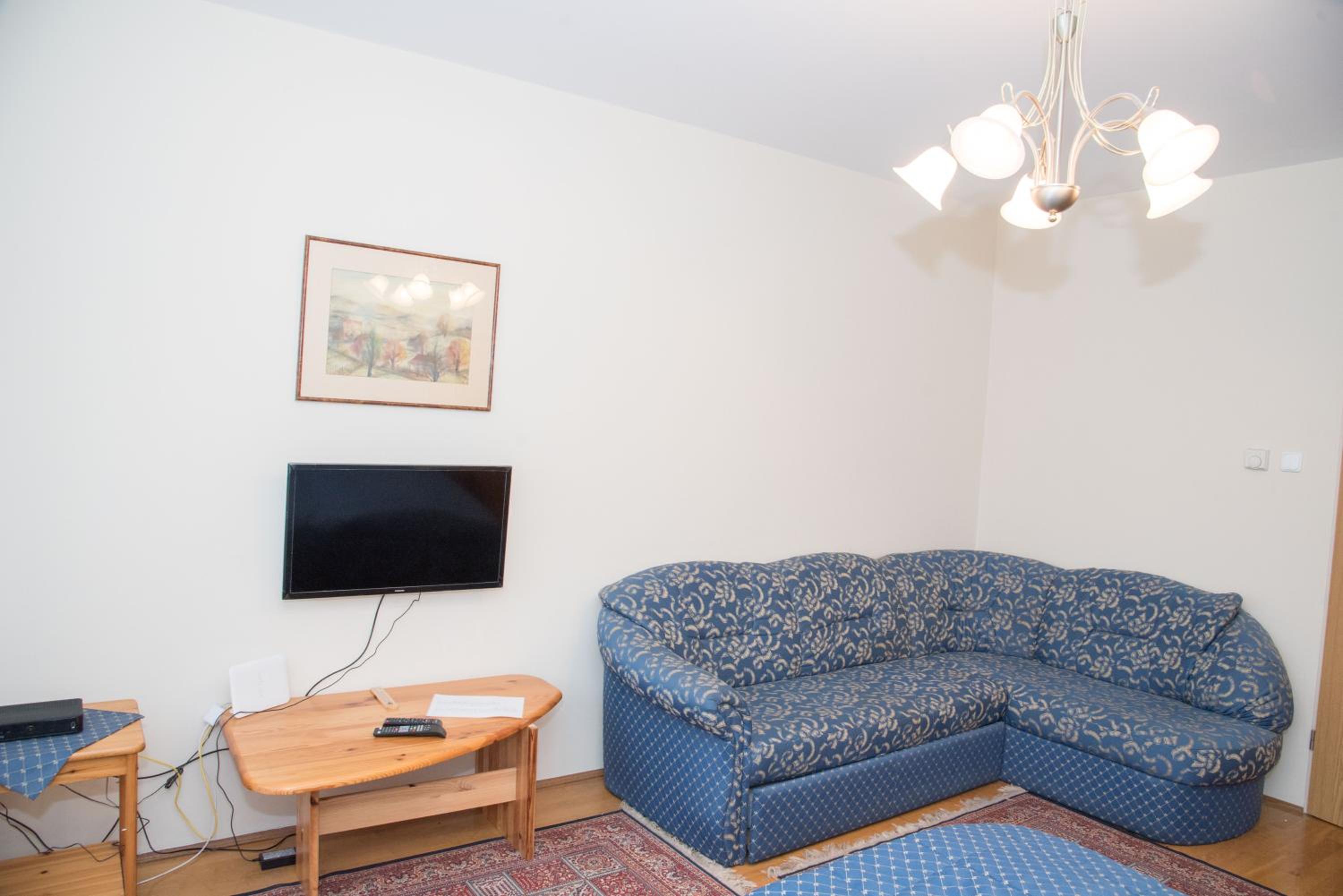 Studio Apartment photo 3