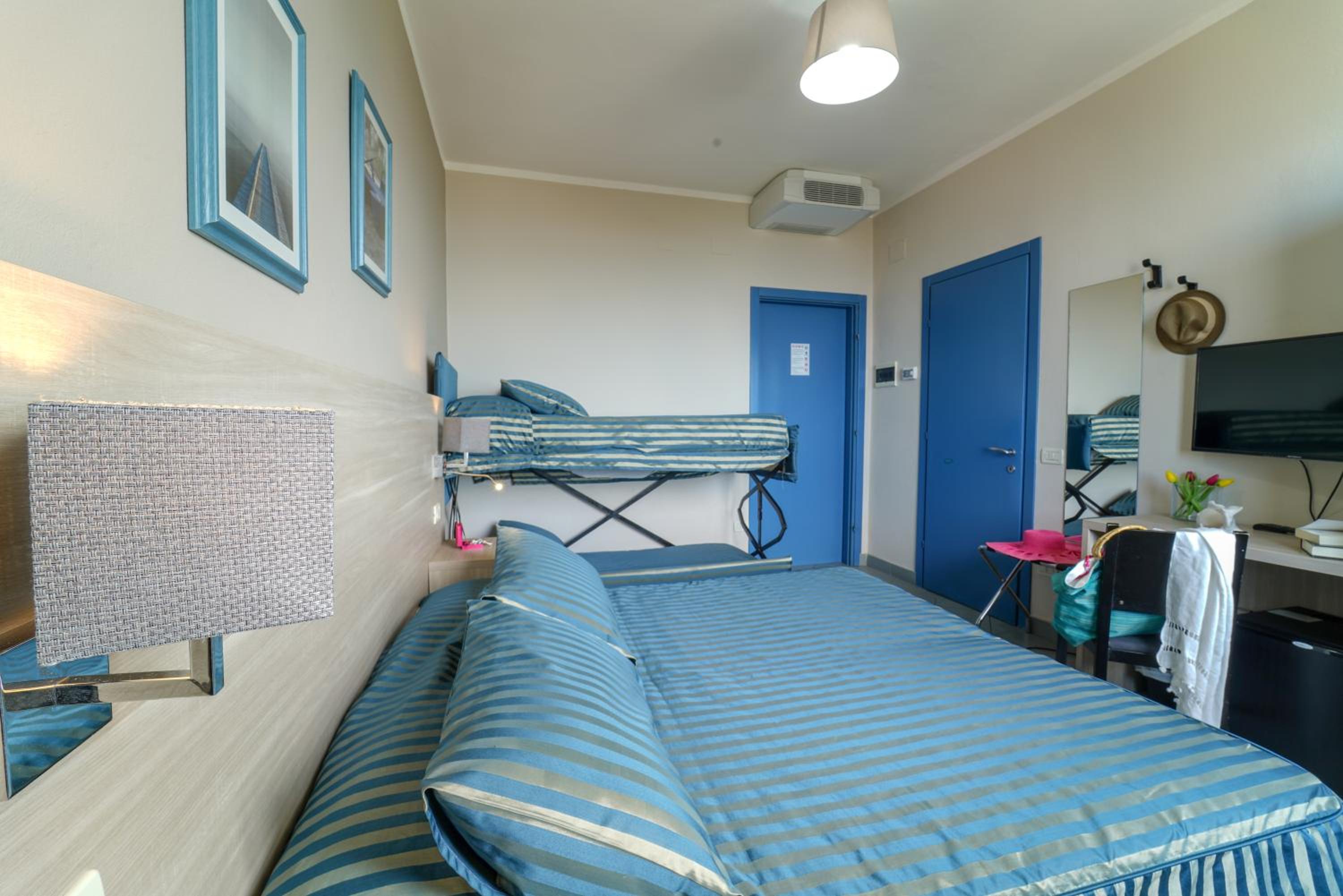 Quadruple Room photo 1