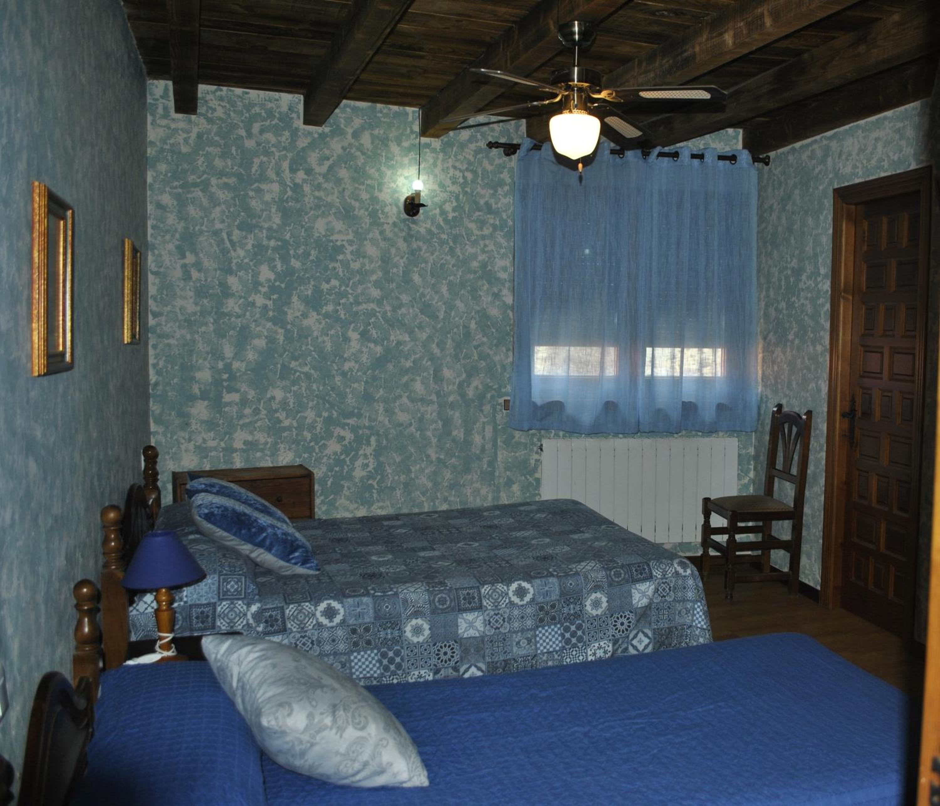 Triple Room (3 Adults + 1 Child) - Photo 5