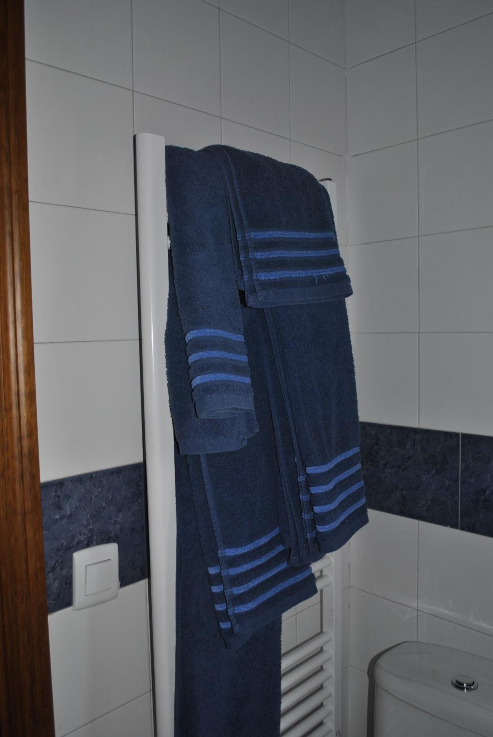Triple Room (3 Adults + 1 Child) - Photo 2