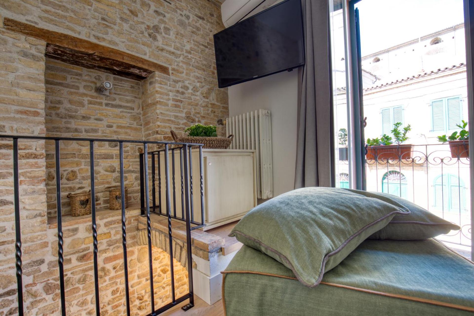 Apartment - Split Level photo 1