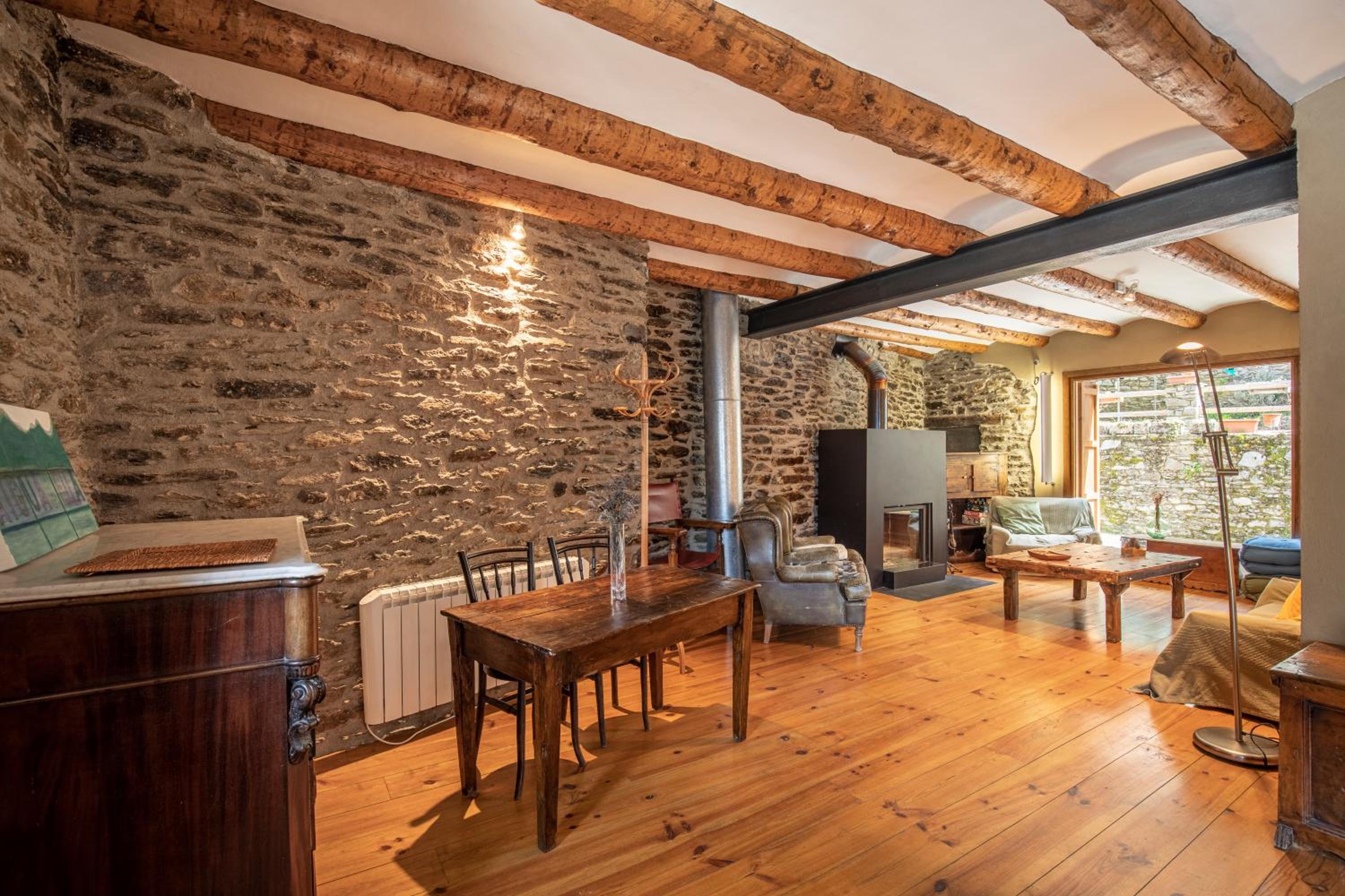 Casa de cinco habitaciones