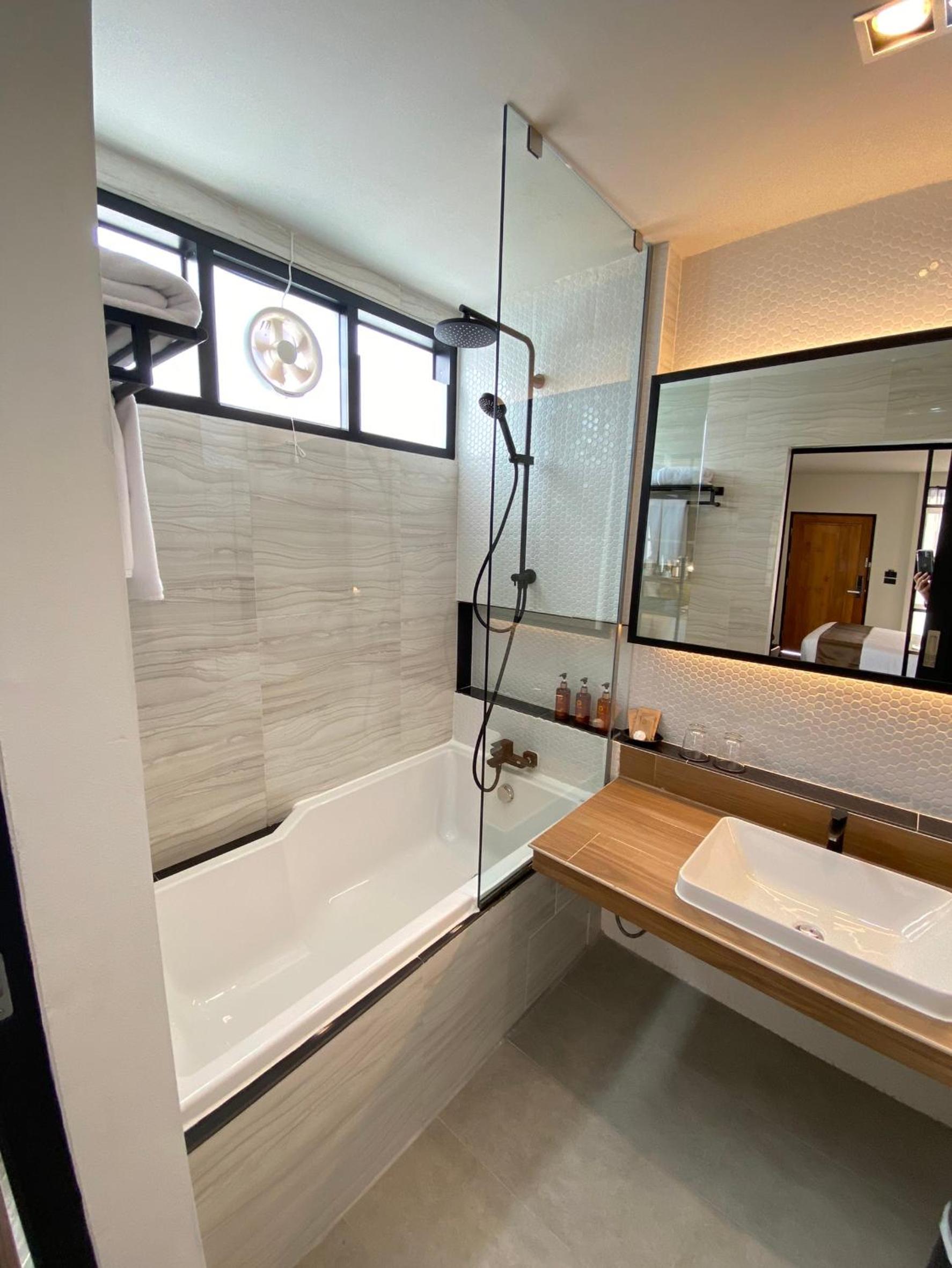 Superior Double Room - Photo 4