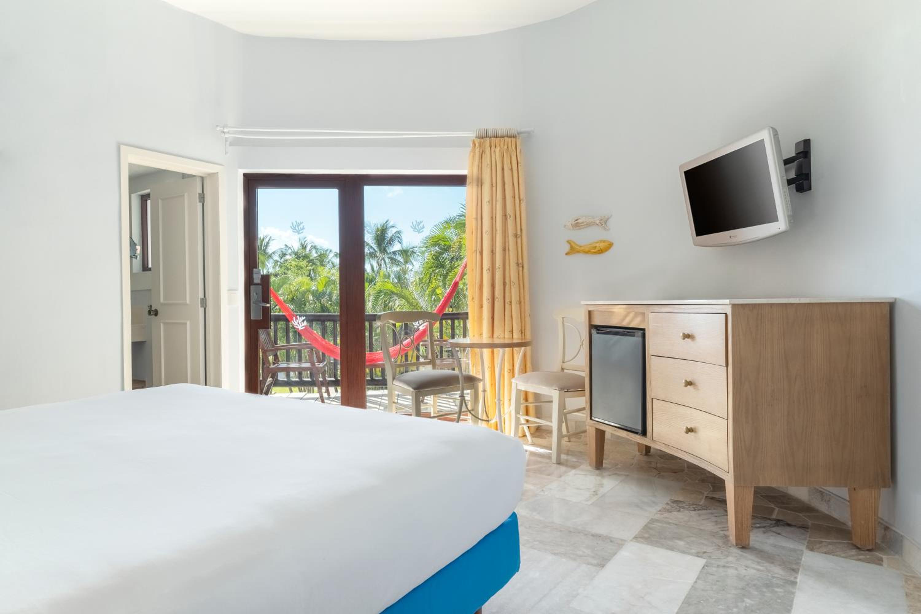 Premium Near Pool - Photo 7